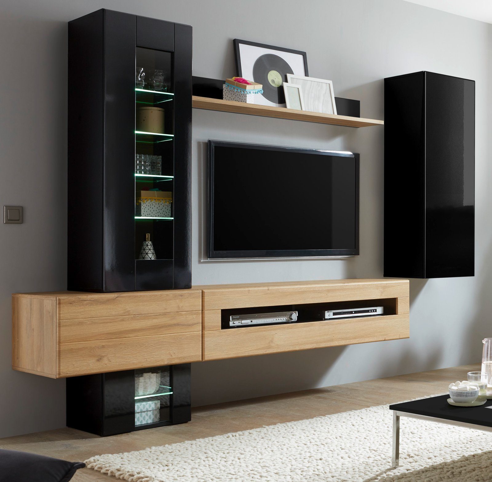 Furn.Design Wohnwand Savanna, (Wohnzimmer Set 4-teilig in schwarz Hochglanz und Eiche, ca. 280 x 200 cm), mit Push-to-Open