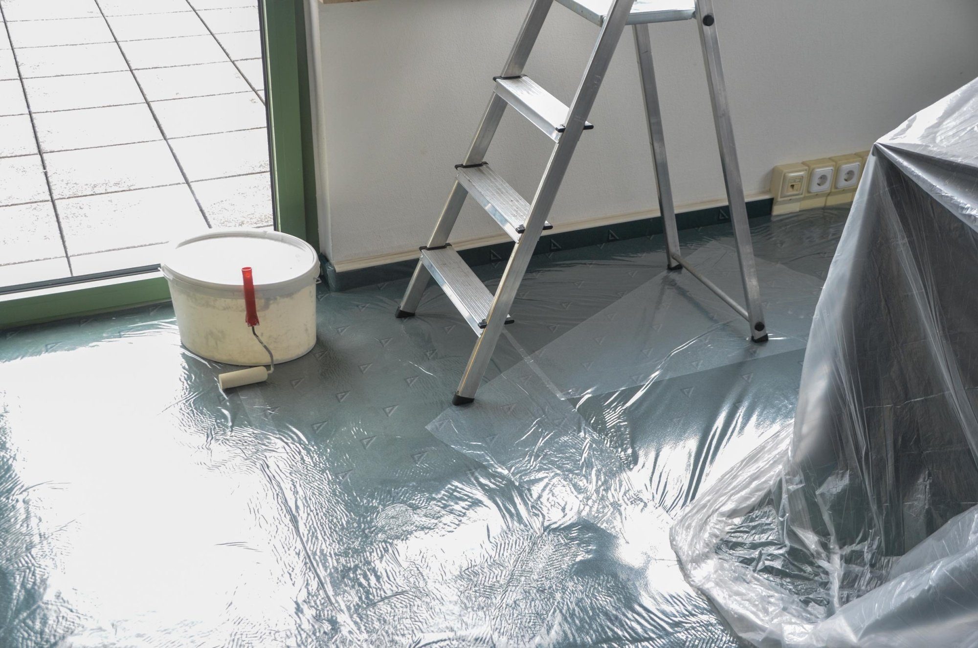 Scorprotect® Malervlies Abdeckfolie selbstklebend Teppichschutzfolie Unterböden m 0,7 m x weiche 60 für