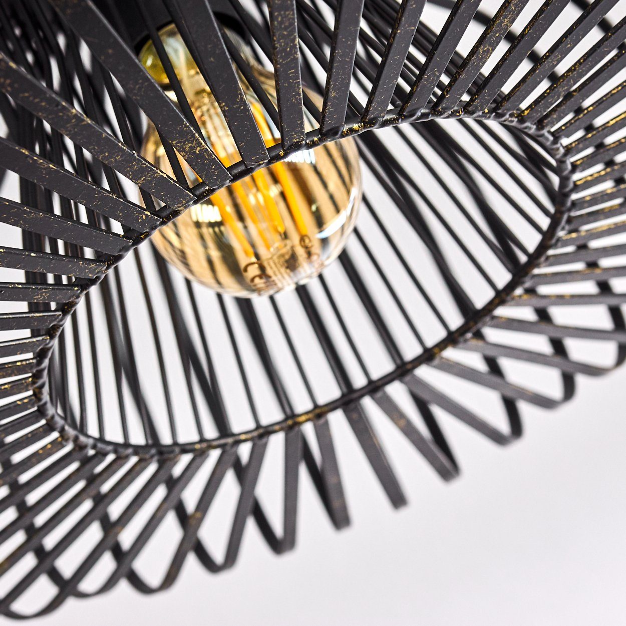 hofstein Deckenleuchte »Pieris« runde Deckenlampe aus Metall in Schwarz/Gold, ohne Leuchtmittel, E27, Retro-Leuchte mit Lichteffekt durch Gitter-Optik