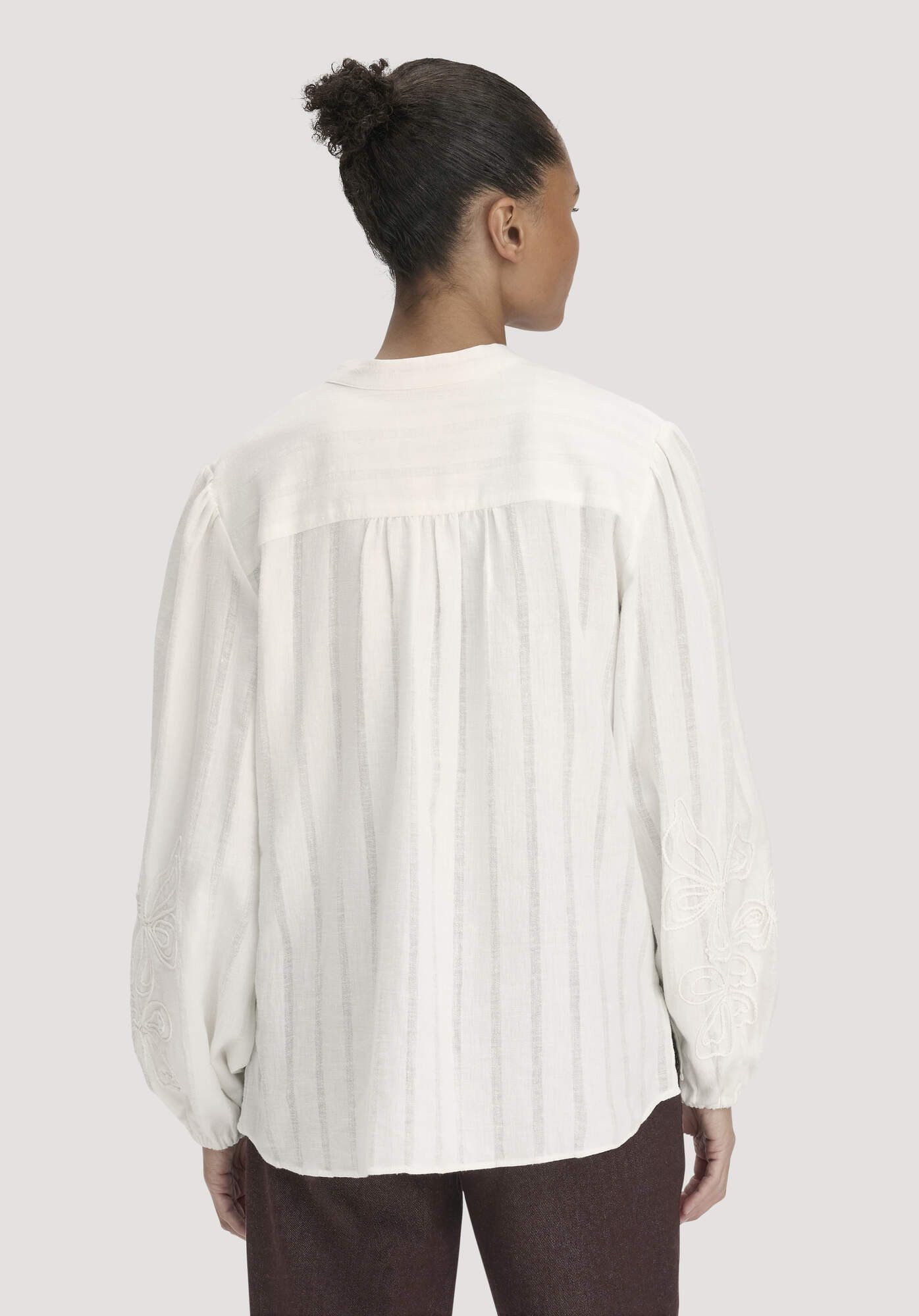 Hessnatur Klassische Bluse aus Bio-Baumwolle mit Leinen (1-tlg)