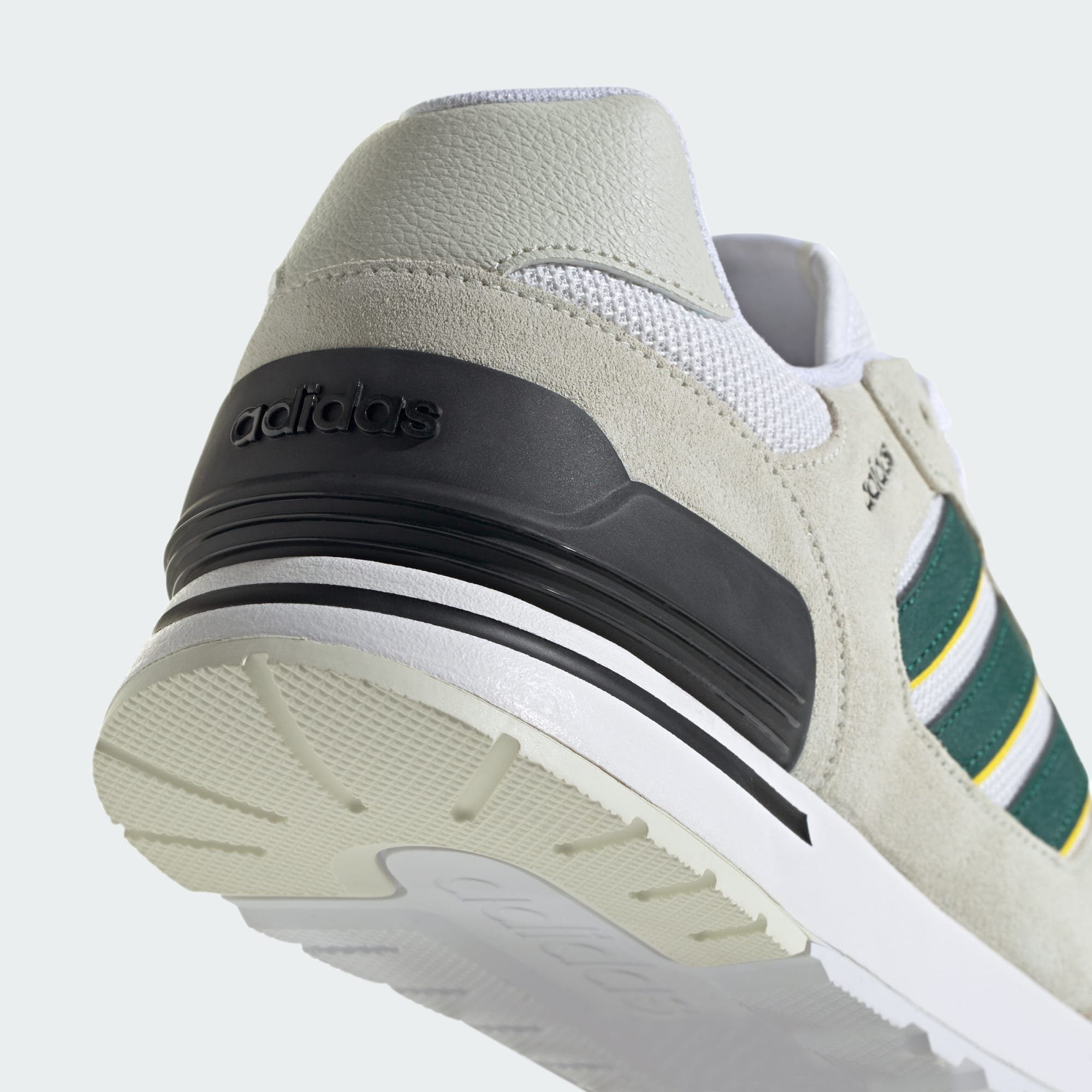 Sportswear adidas 80S RUN Black / Core / SCHUH Ivory Collegiate Sneaker Green