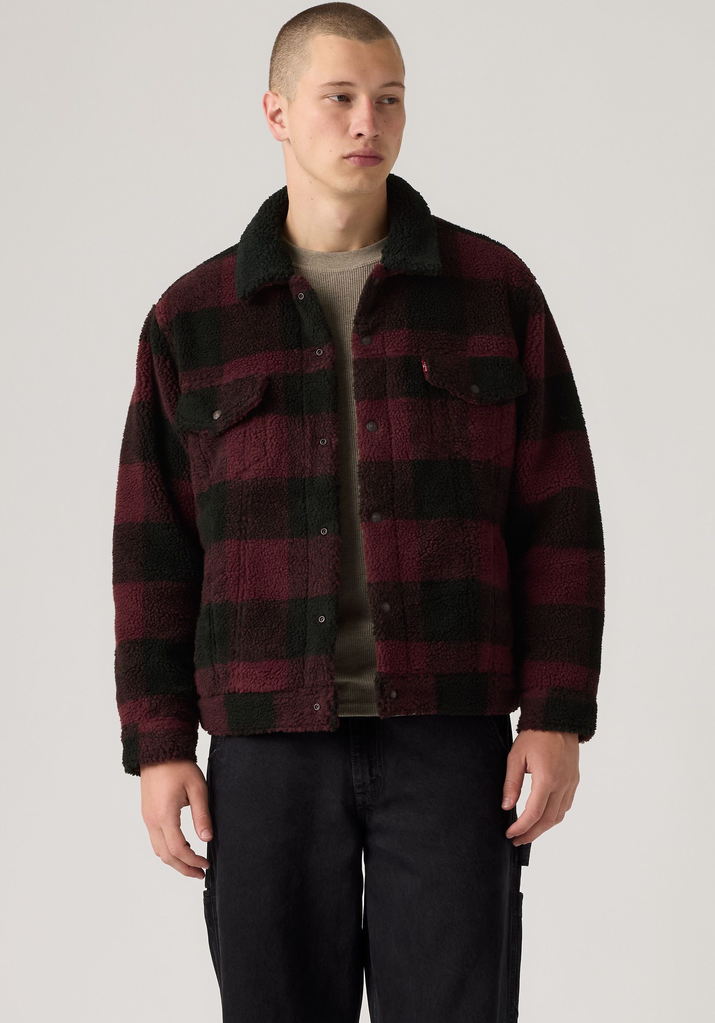 Levi's® Fleecejacke TYPE 3 EXT SHERPA TRUCKER Druckknopfverschluss, seitliche Eingrifftaschen – Bild 2 von 5