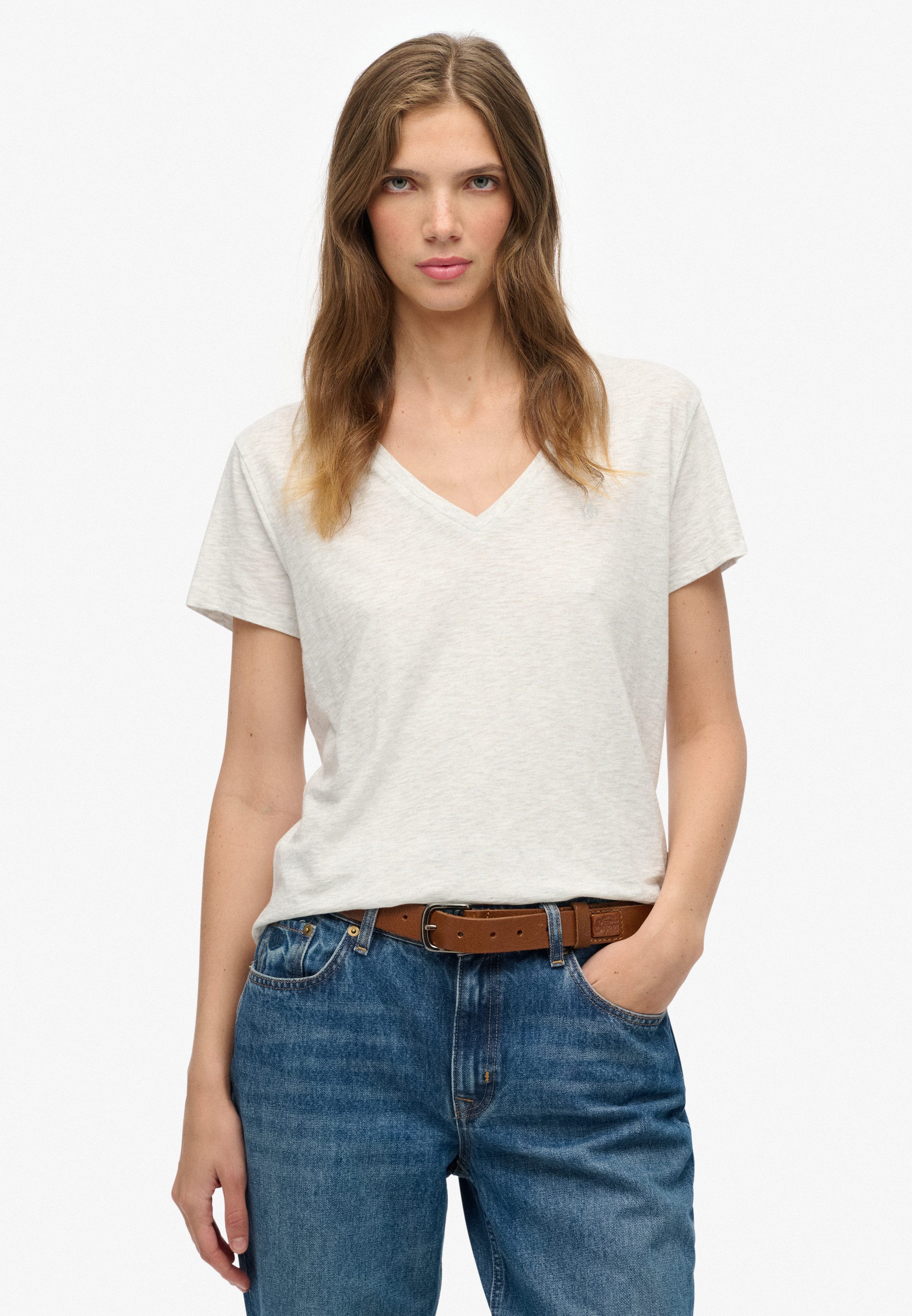 Superdry T-Shirt STUDIOS SLUB EMB VEE TEE Baumwollmischung, relaxed fit