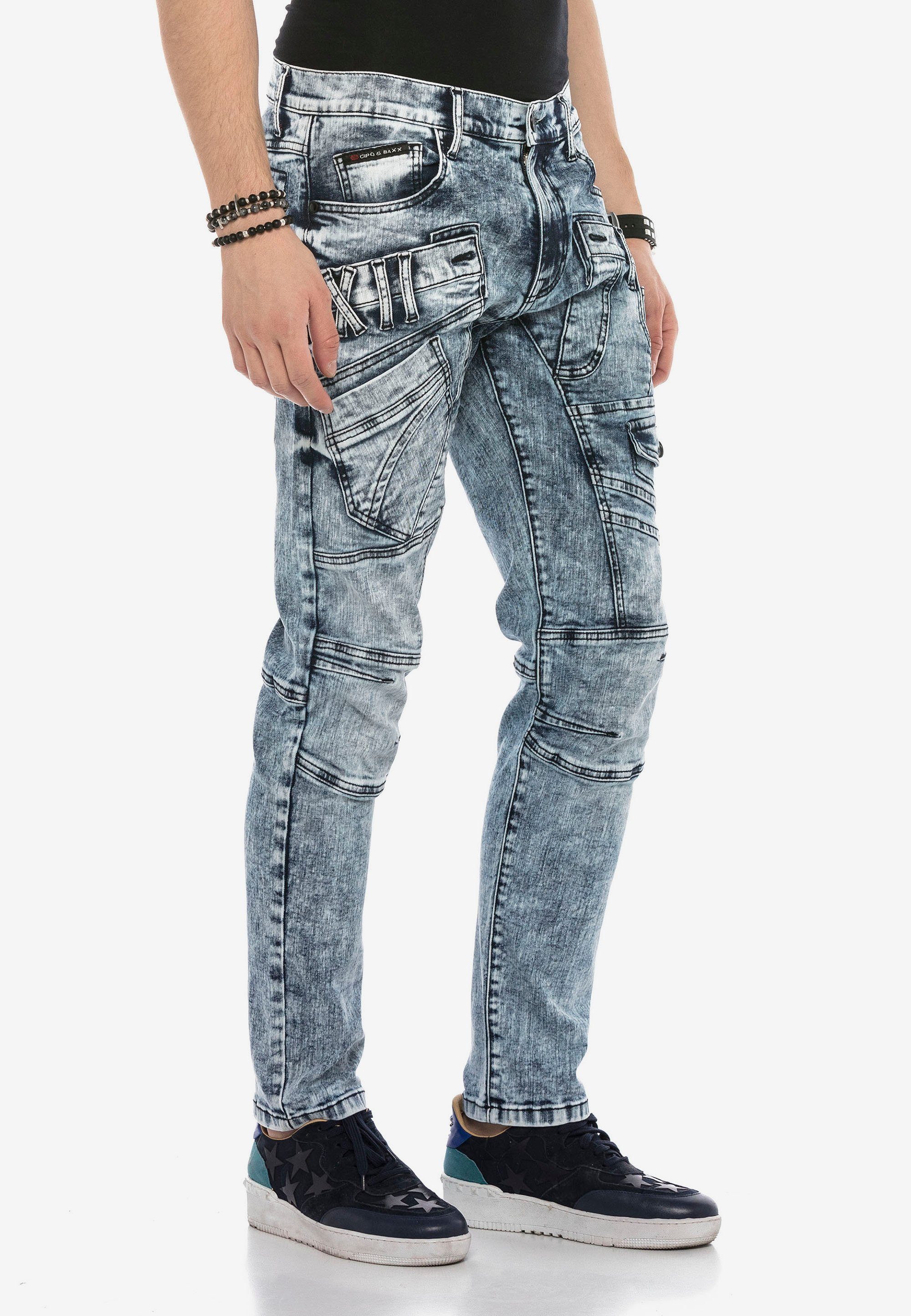 Bequeme & Baxx Ziernahtelementen mit Jeans coolen Cipo