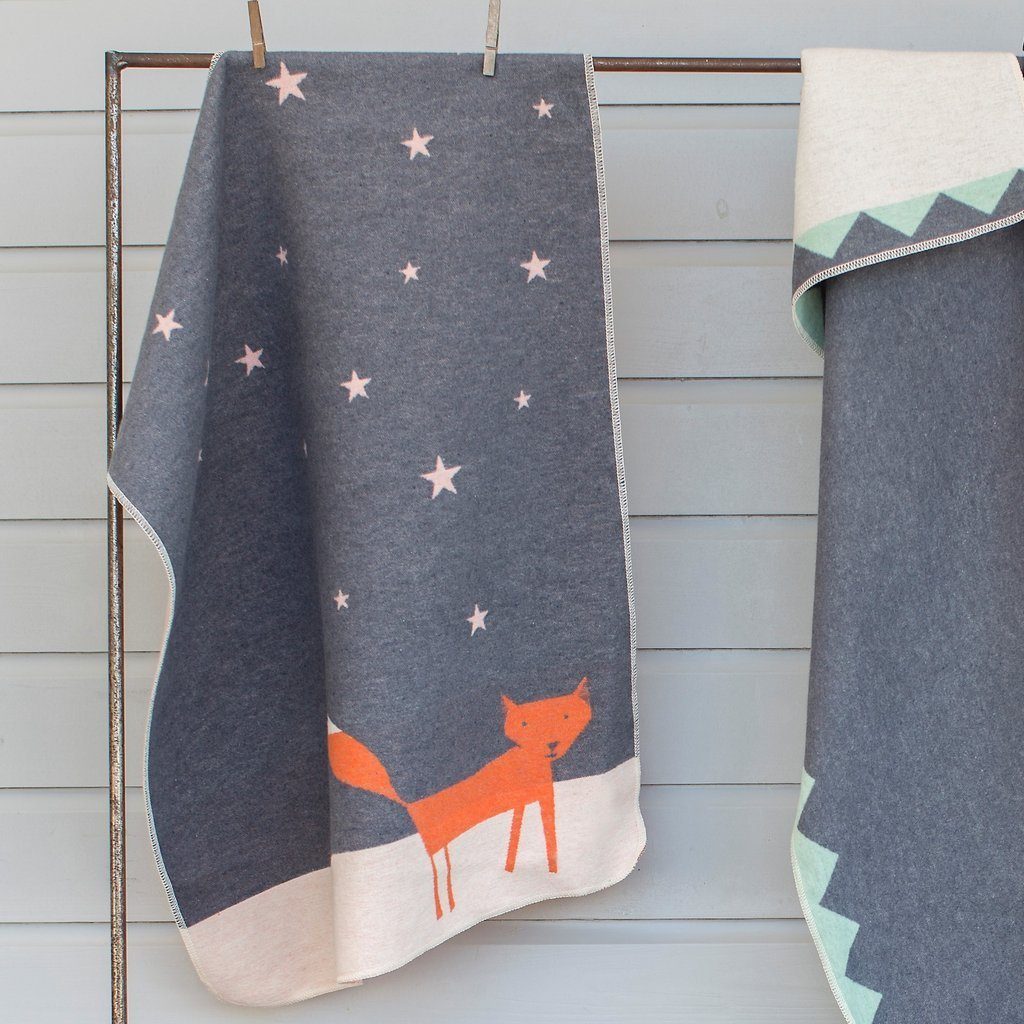 Babydecke Juwel 'Fuchs unter Sternen' 70 x 90 cm Grau, DAVID FUSSENEGGER günstig online kaufen