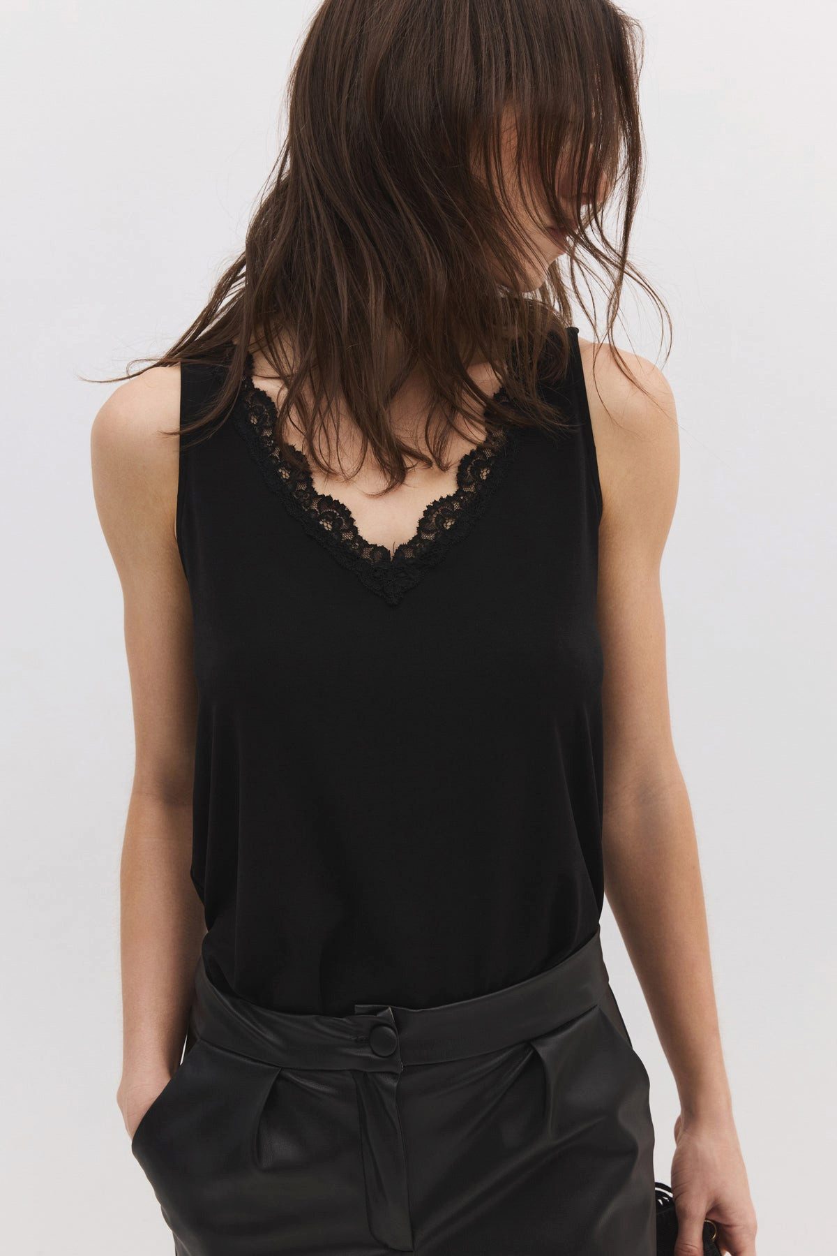 No Matter What Blusentop Ärmellose Bluse mit Spitzendetails