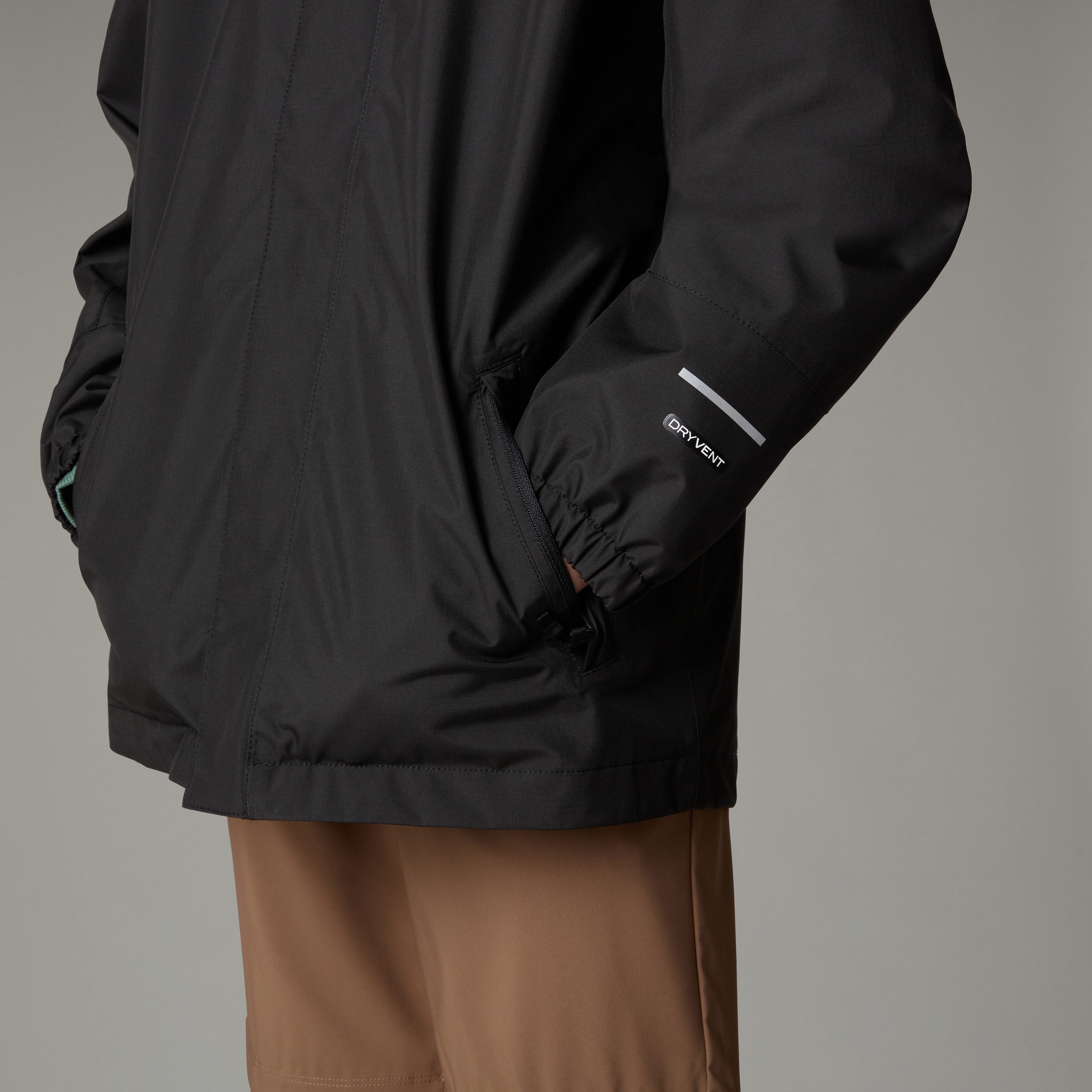 The North Face Regenjacke ANTORA RAIN JACKET mit Kapuze und hochschließendem Kragen, wasserdicht und winddicht