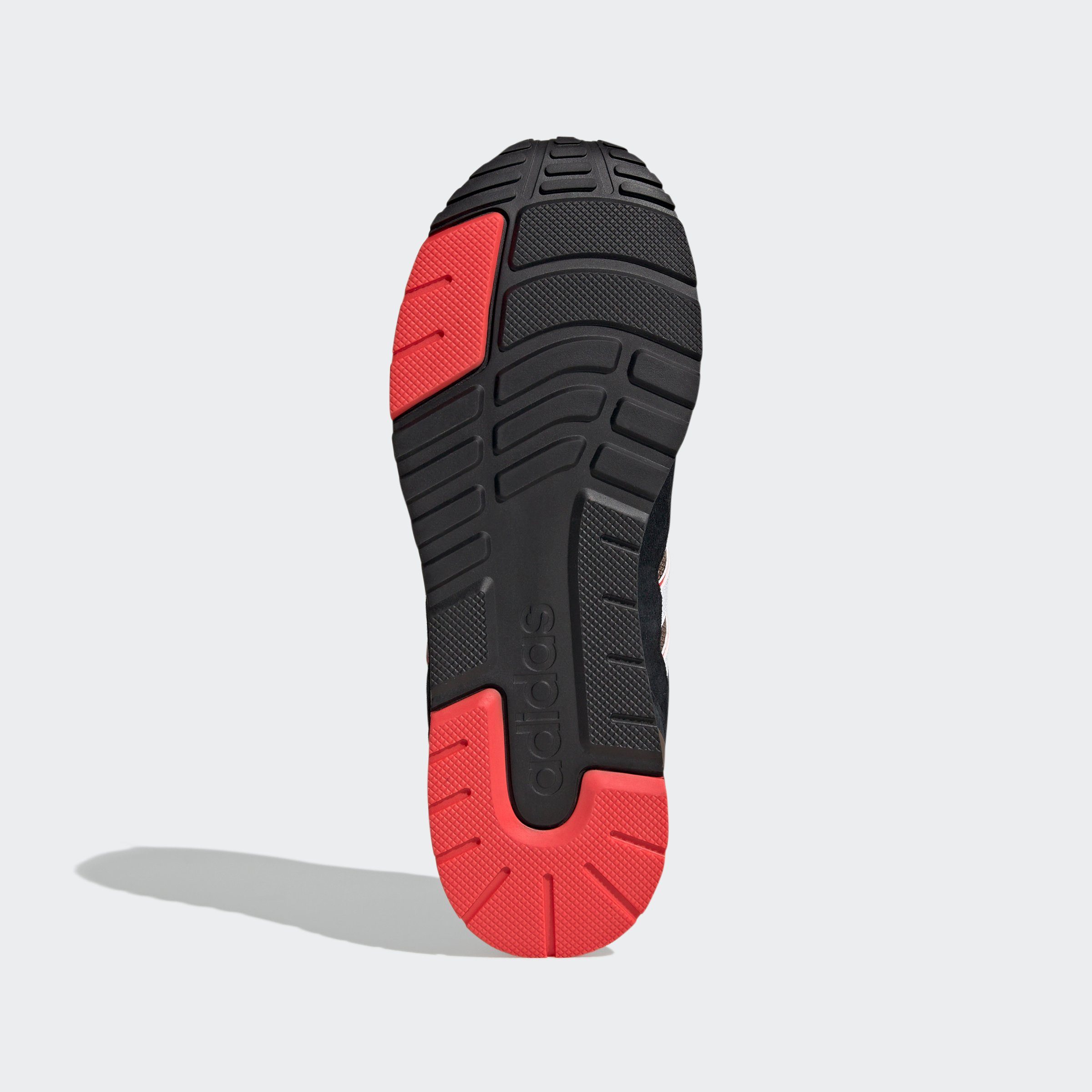 Sportswear / Strata Sneaker 80S adidas / RUN Bright Red Earth Cloud White
