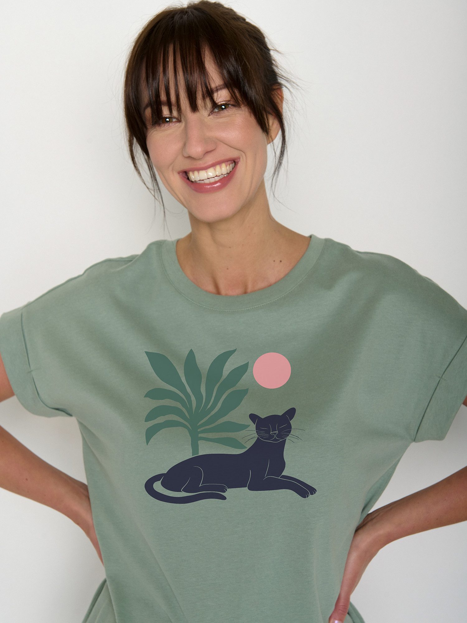 GreenBomb T-Shirt Loony Panther Leaves (1-tlg., 1) Rundhalsausschnitt, Bio-Baumwolle, GOTS Zertifiziert