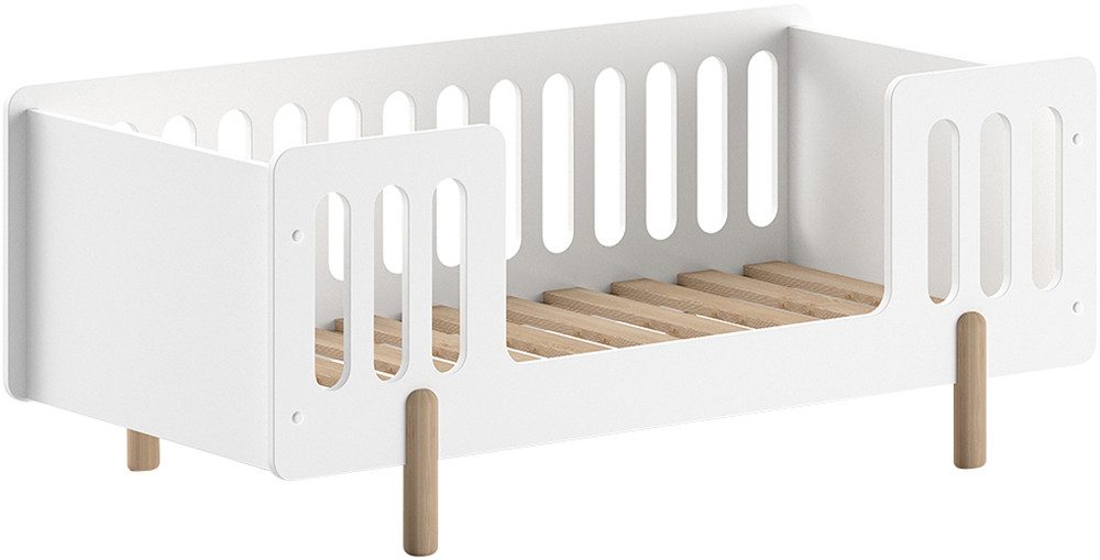 Vipack Kinderbett Smile, Juniorbett 70/140 cm, inkl. Rolllattenrost, MDF weiß lackiert (B/H/T ca. 150x60,2x74cm, niedriger Betteinstieg, stabil gebaut), 0