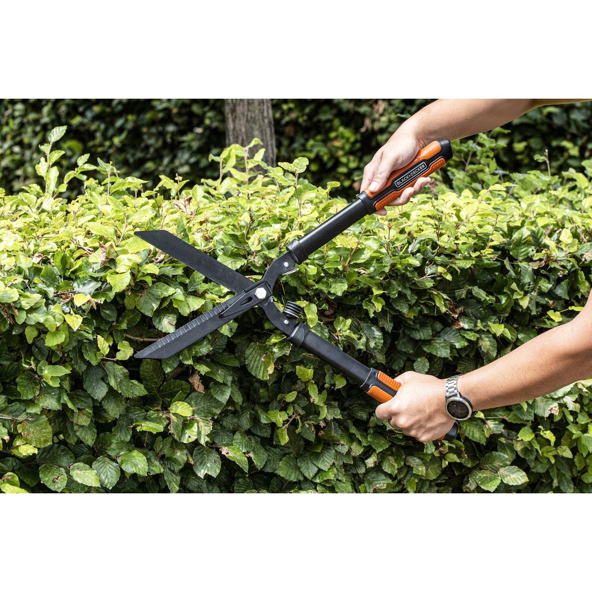 Black + Decker Heckenschere BLACK+DECKER Heckenschere 61 CM