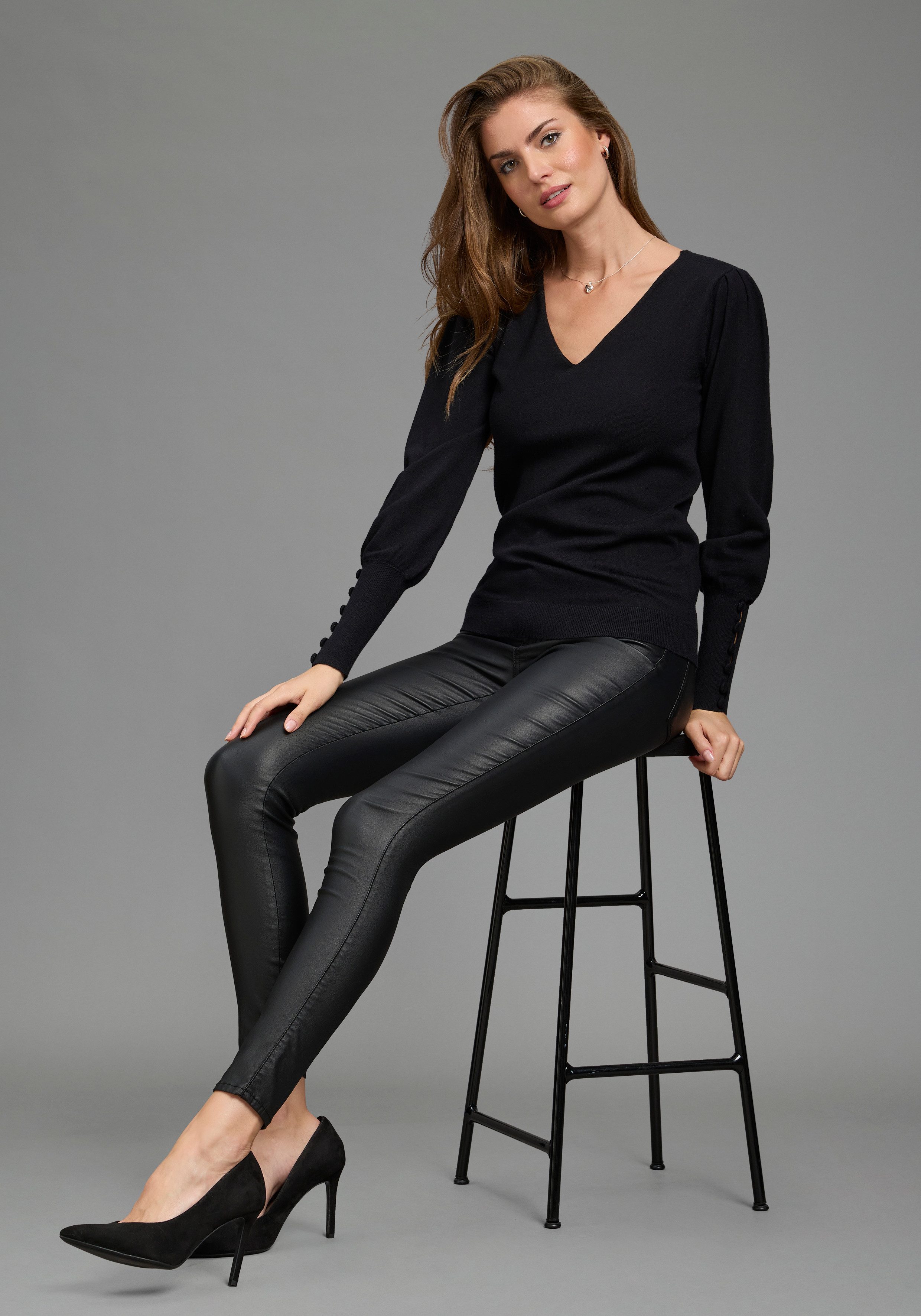 Zum Outfit 10
