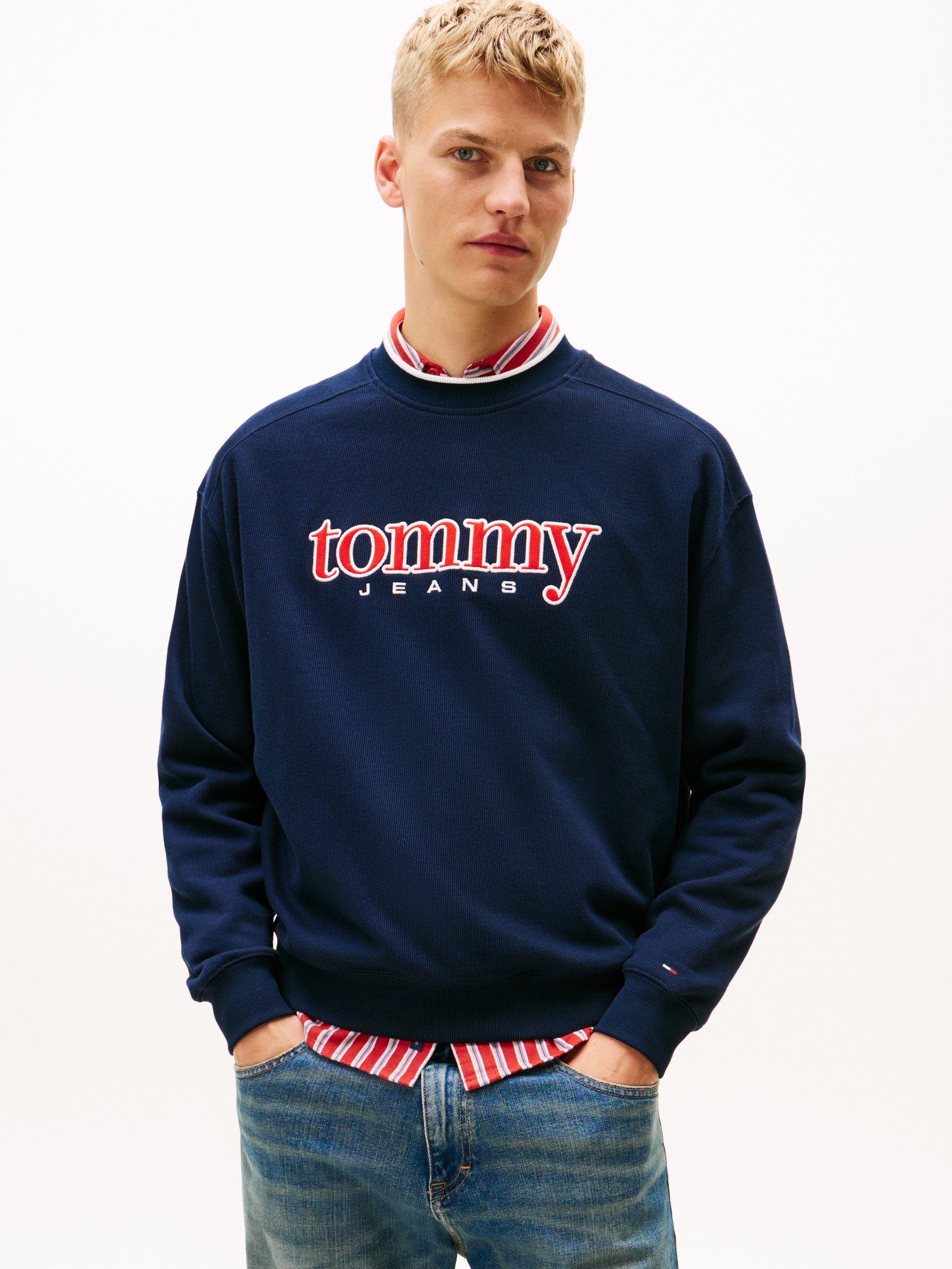 Tommy Jeans Sweatshirt TJM 90S TEXTURE GRAPHIC CREW gerippter Rundhals, reg günstig online kaufen