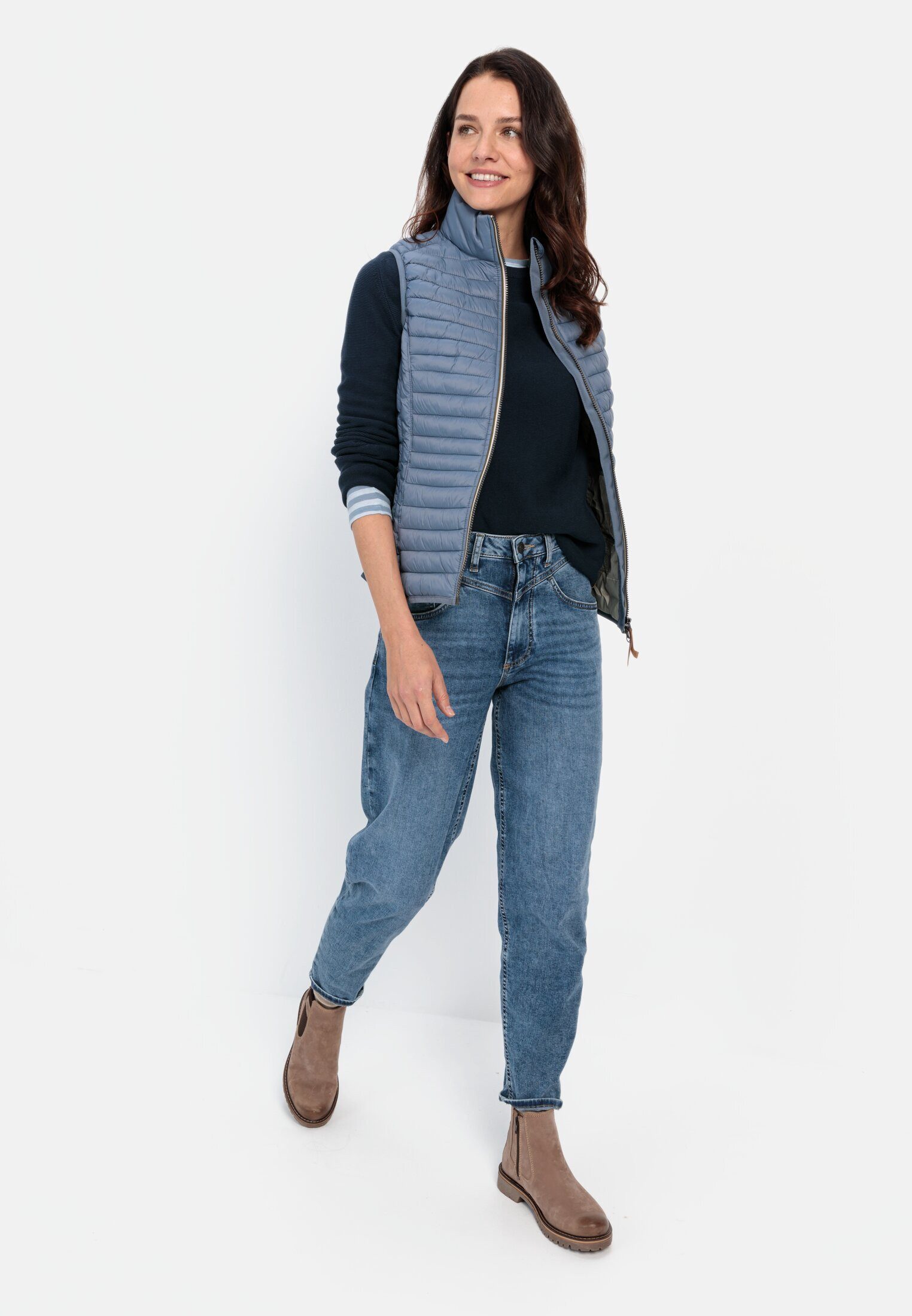 camel active Steppweste aus recyceltem Polyamid ärmellos Stehkragen mit Stehkragen