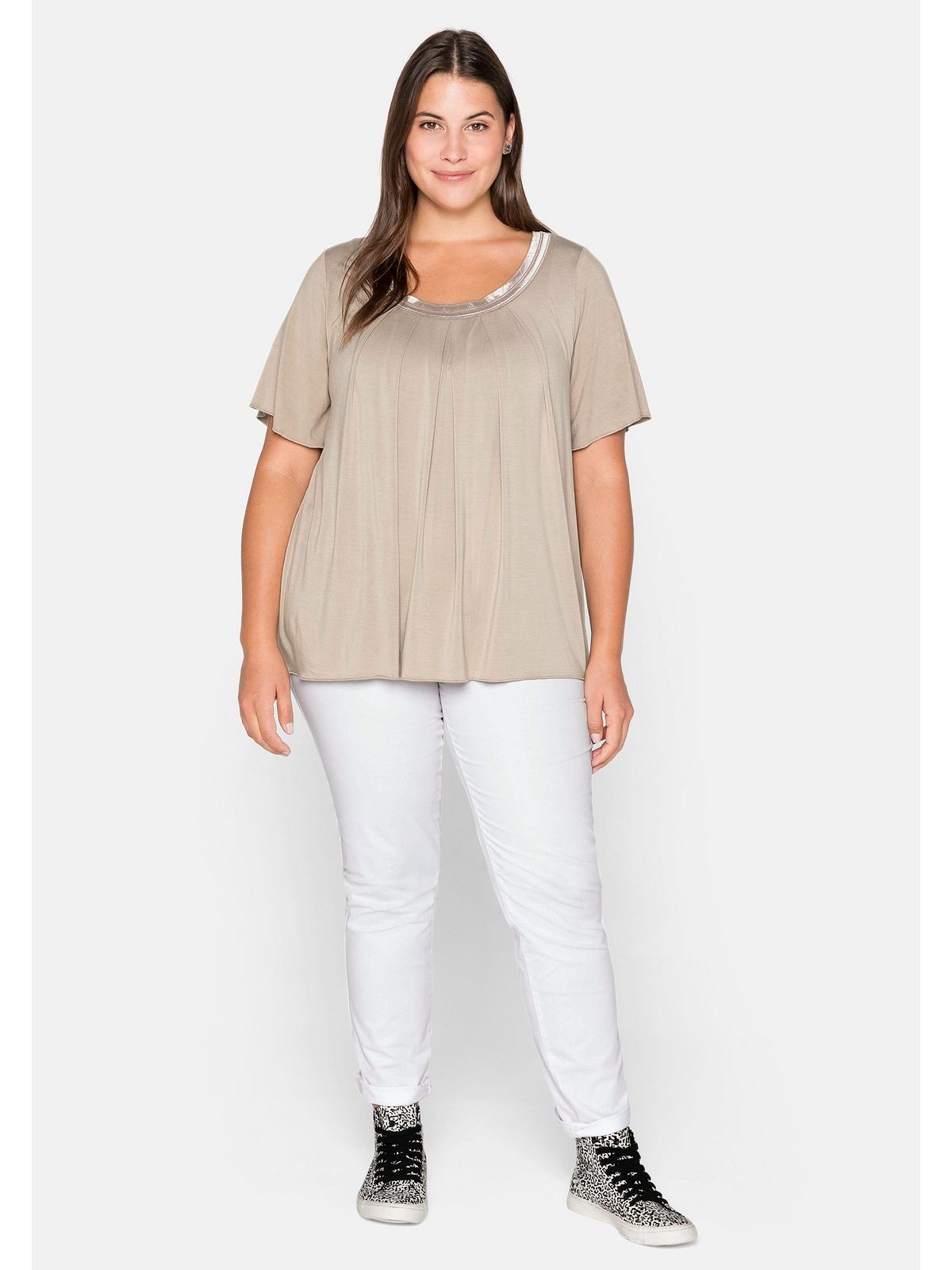 Sheego T-Shirt in beigefarben Blende A-Linie dekorativer Große Größen mit