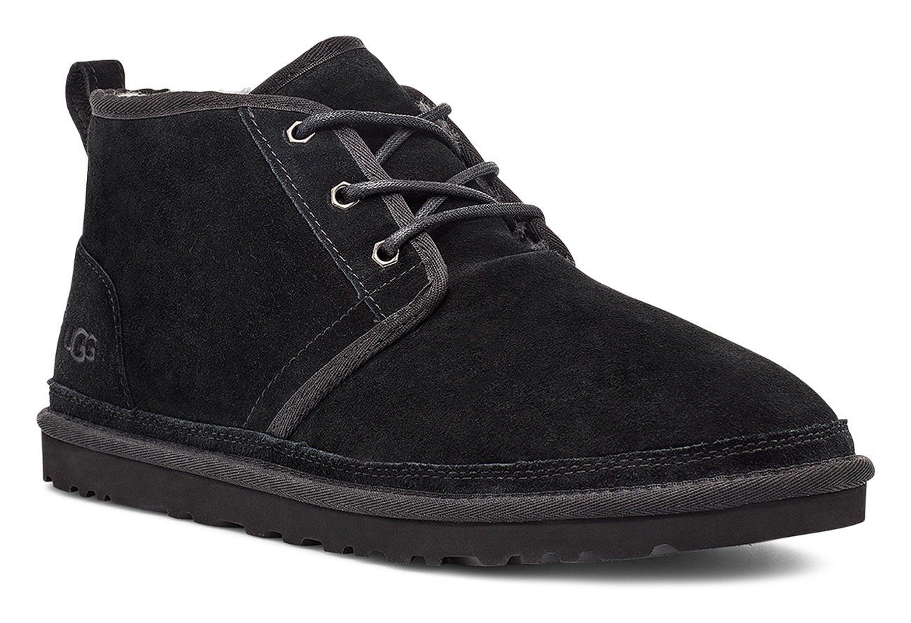 UGG Neumel Schnürboots Chukka Boot, Freizeitschuh mit lässiger 3-Loch Schnürung