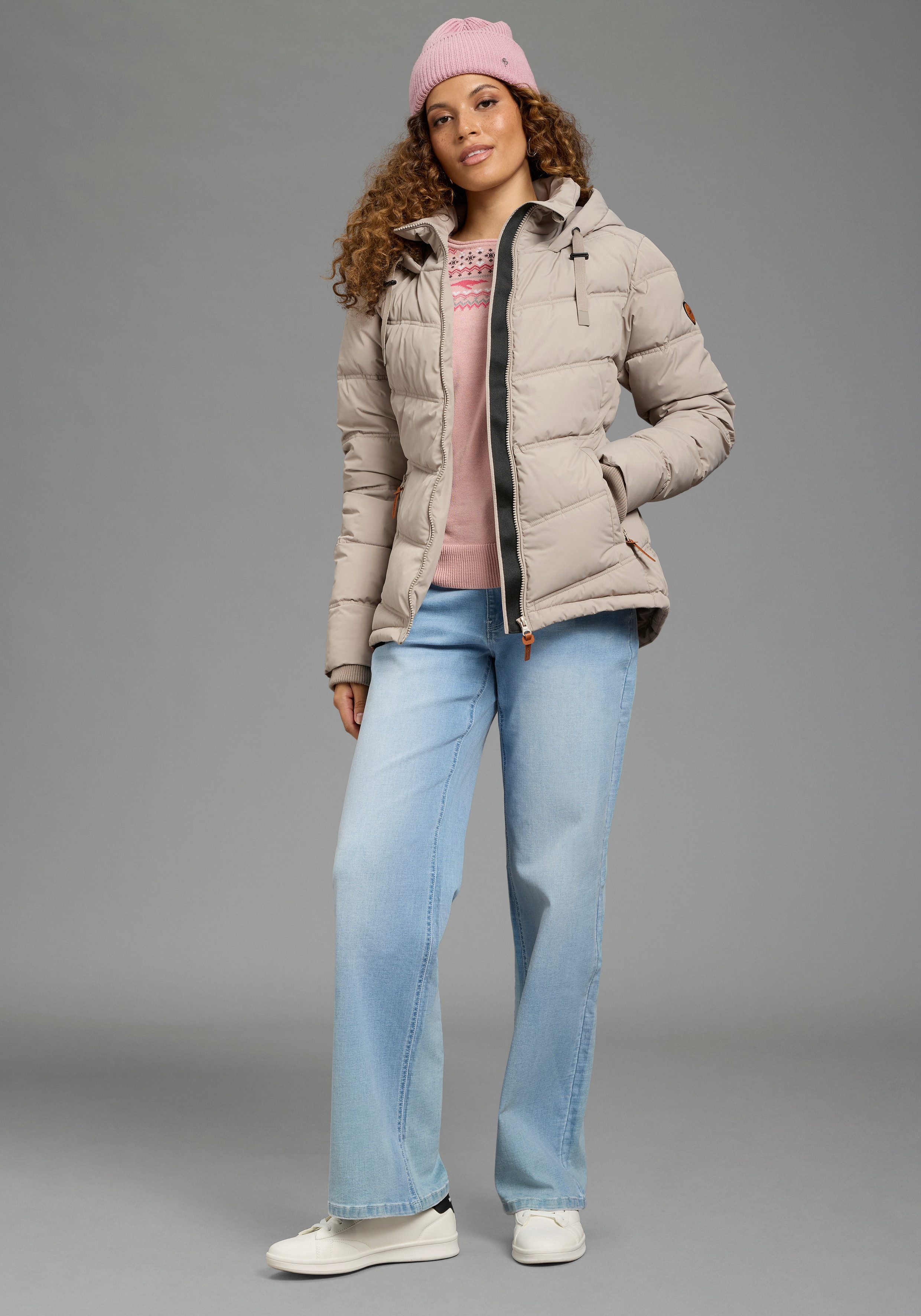 KangaROOS Winterjacke mit Kapuze und Kordelzug, Reißverschlusstaschen und Innentasche – Bild 4 von 5