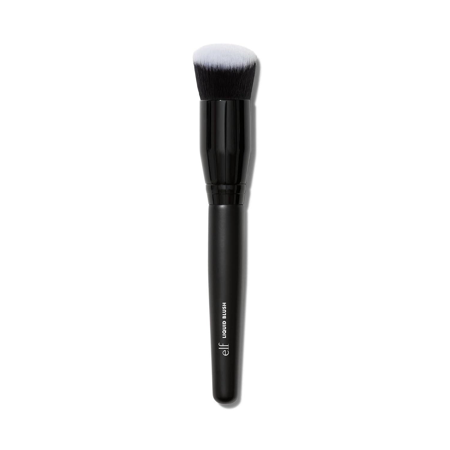 e.l.f Rougepinsel elf cosmetics, Camo Liquid Blush Brush, 1 tlg., Abgewinkelt, Weiche, Dichte Borsten, Vegan & Tierversuchsfrei