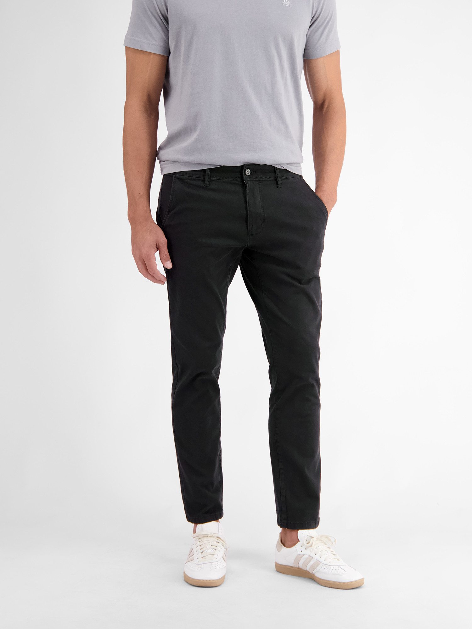 LERROS Chinohose Chino mit Stretchanteil, Comfort Fit Bequeme Herren Chinohose mit Stretch, bequem für Alltag und Büro