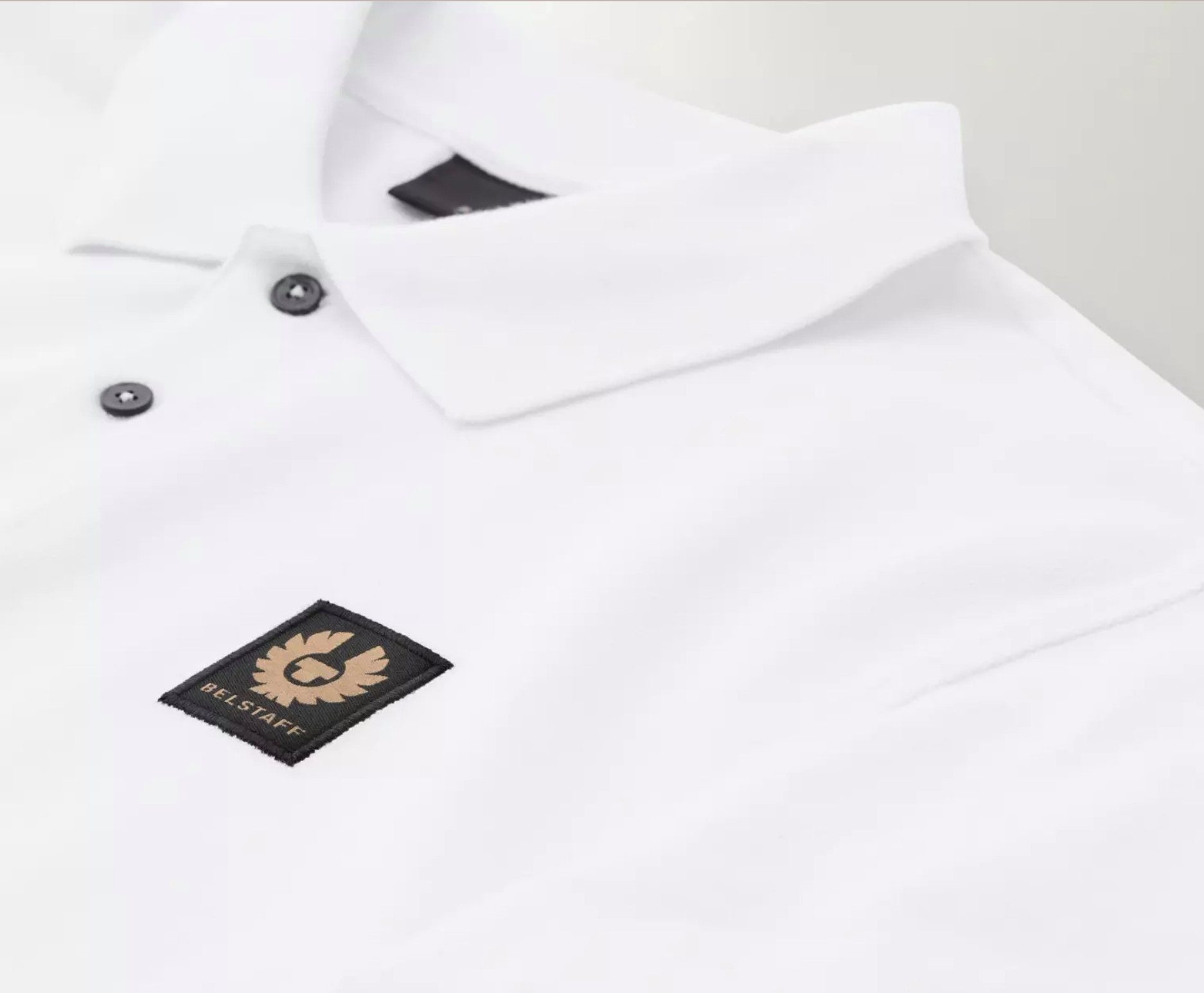 Belstaff Poloshirt Herren Retro Patch Regular Comfort Fit Baumwollpiqué Gestickter Phönix-Aufnäher, Rippkragen und bündchen