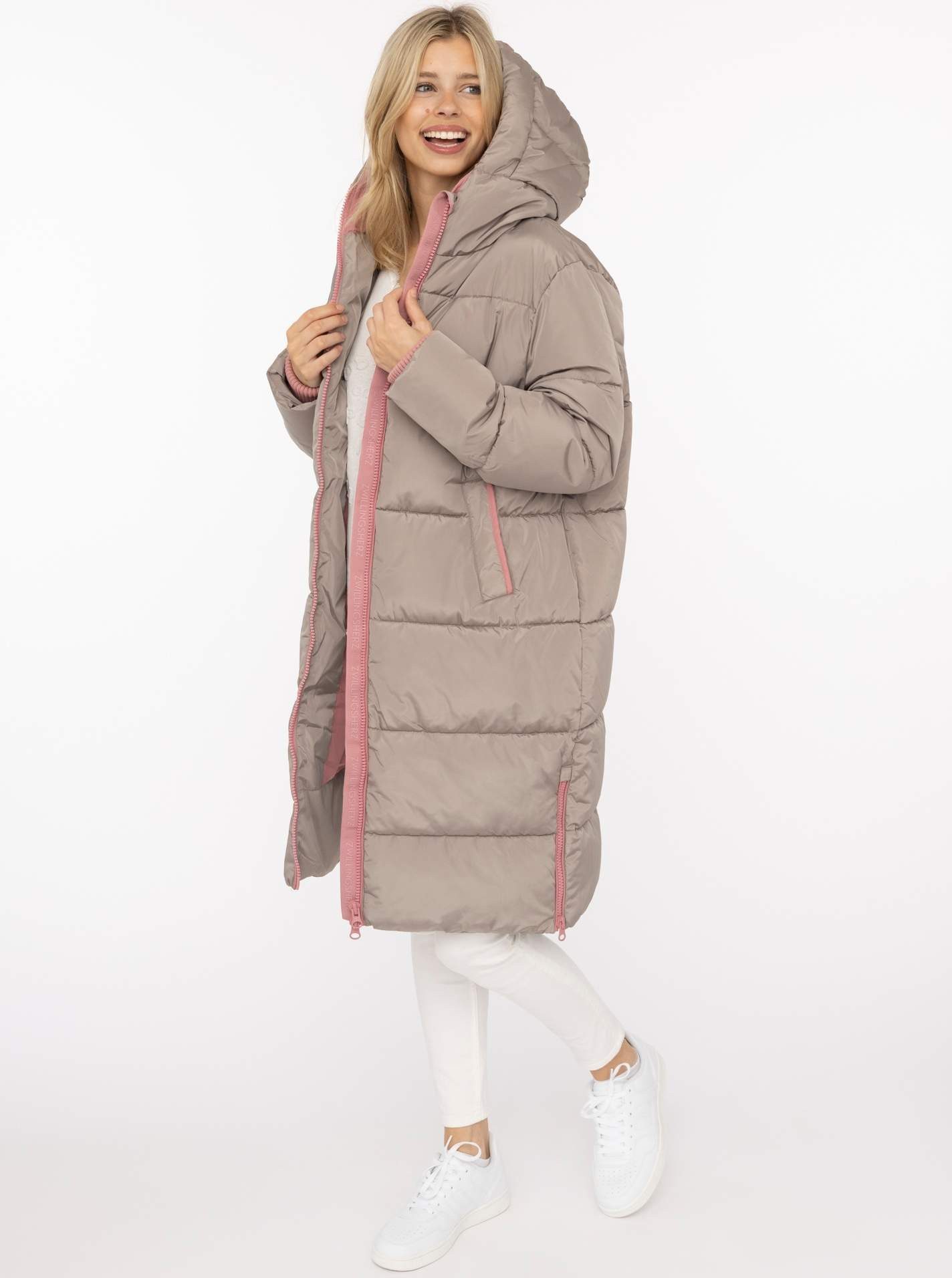 Zwillingsherz Steppmantel „Cozy“ Kapuze, farbliche Details, Reißverschluss, elastische Bündchen