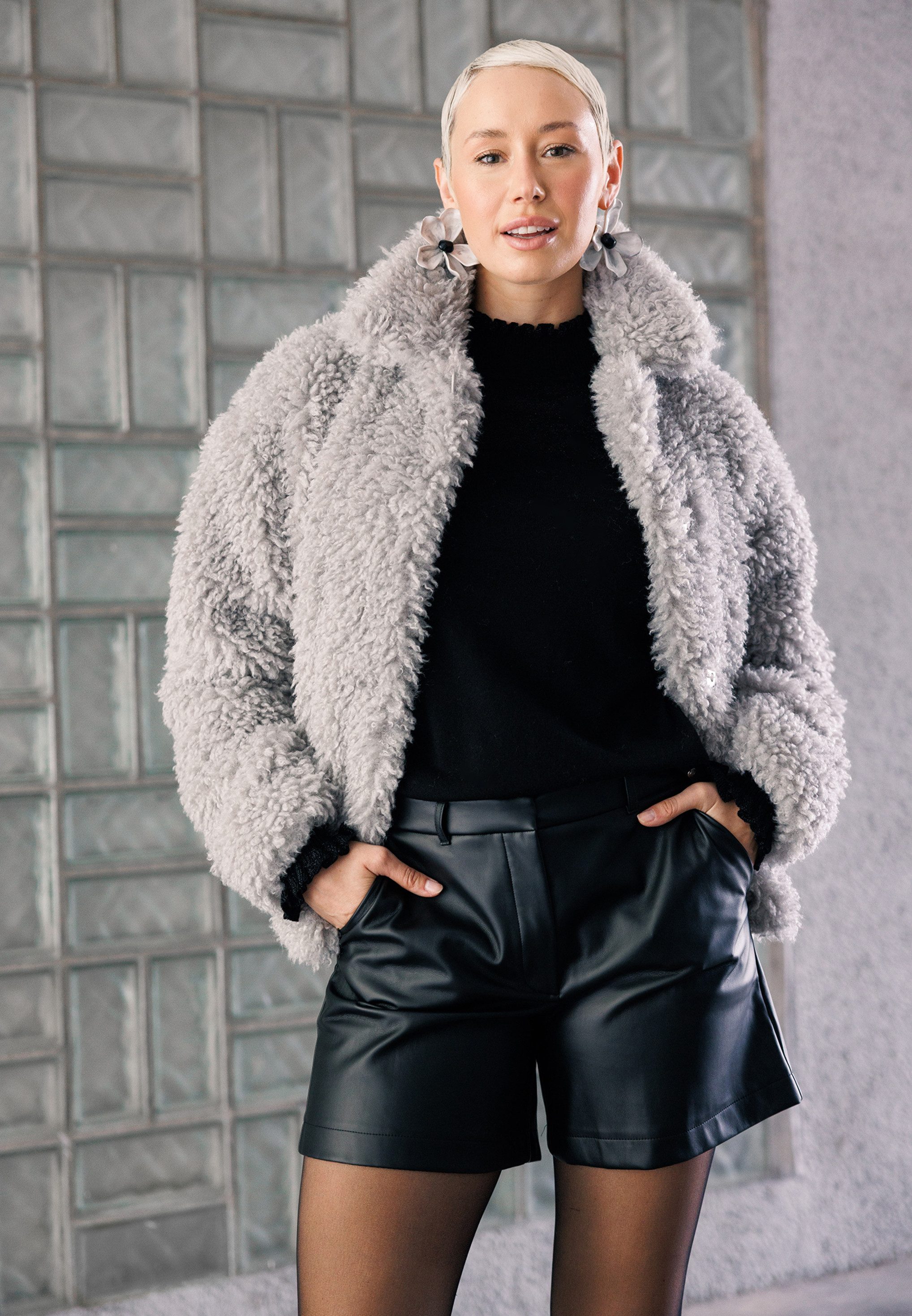 Amber & June Plüschjacke Damen mit Stehkragen