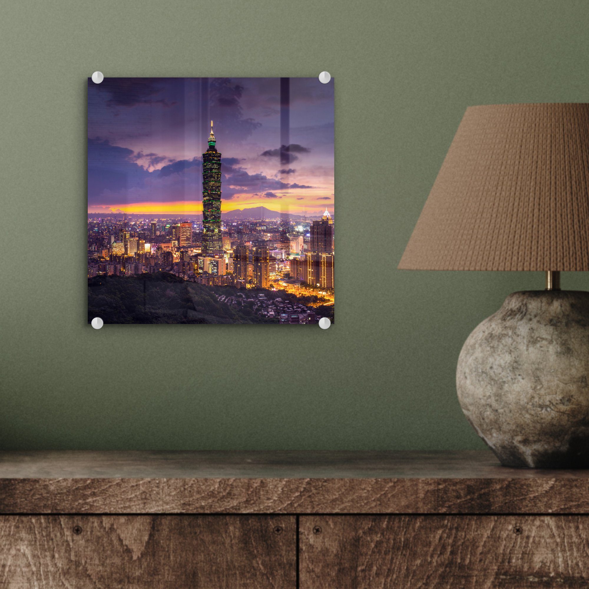 Lila Wandbild - MuchoWow - dem Bilder Taipei St), über in auf Glas Acrylglasbild Asien, Glas Foto Himmel 101 Glasbilder der (1 Abenddämmerung auf in Wanddekoration -