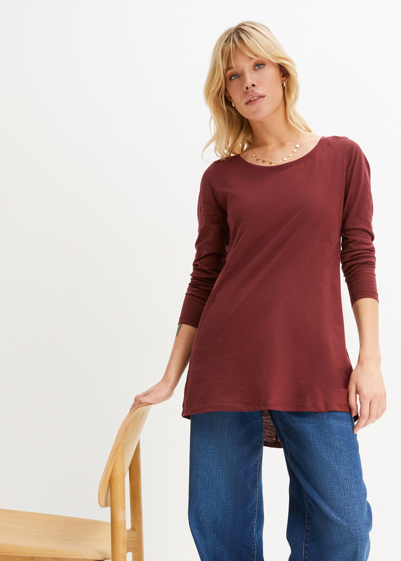 bonprix Langarmshirt lockere Passform, Langarm-Design, abgerundeter Saum, aus Baumwolle