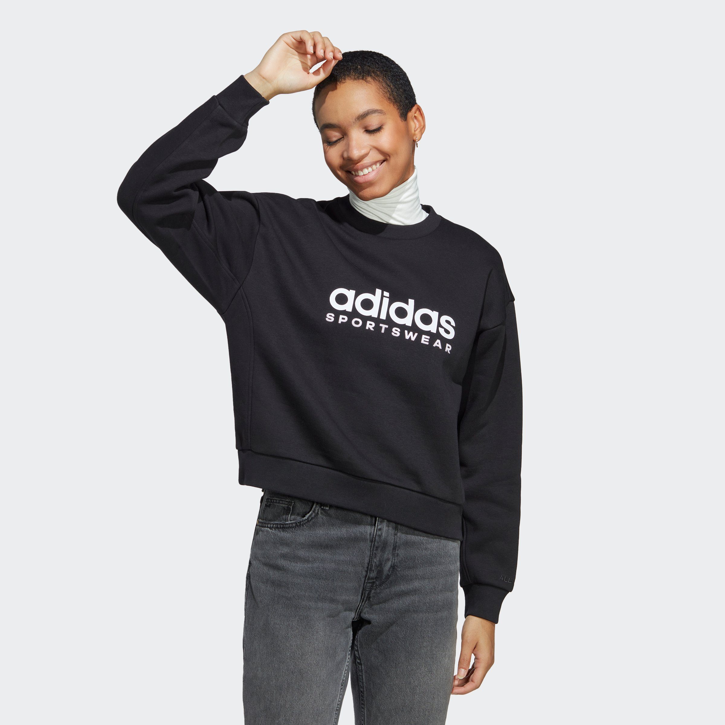 Sportswear Sweatshirt du GRAPHIC, bist ALL adidas stylish Mit SZN diesem gemütlichen FLEECE Sweatshirt