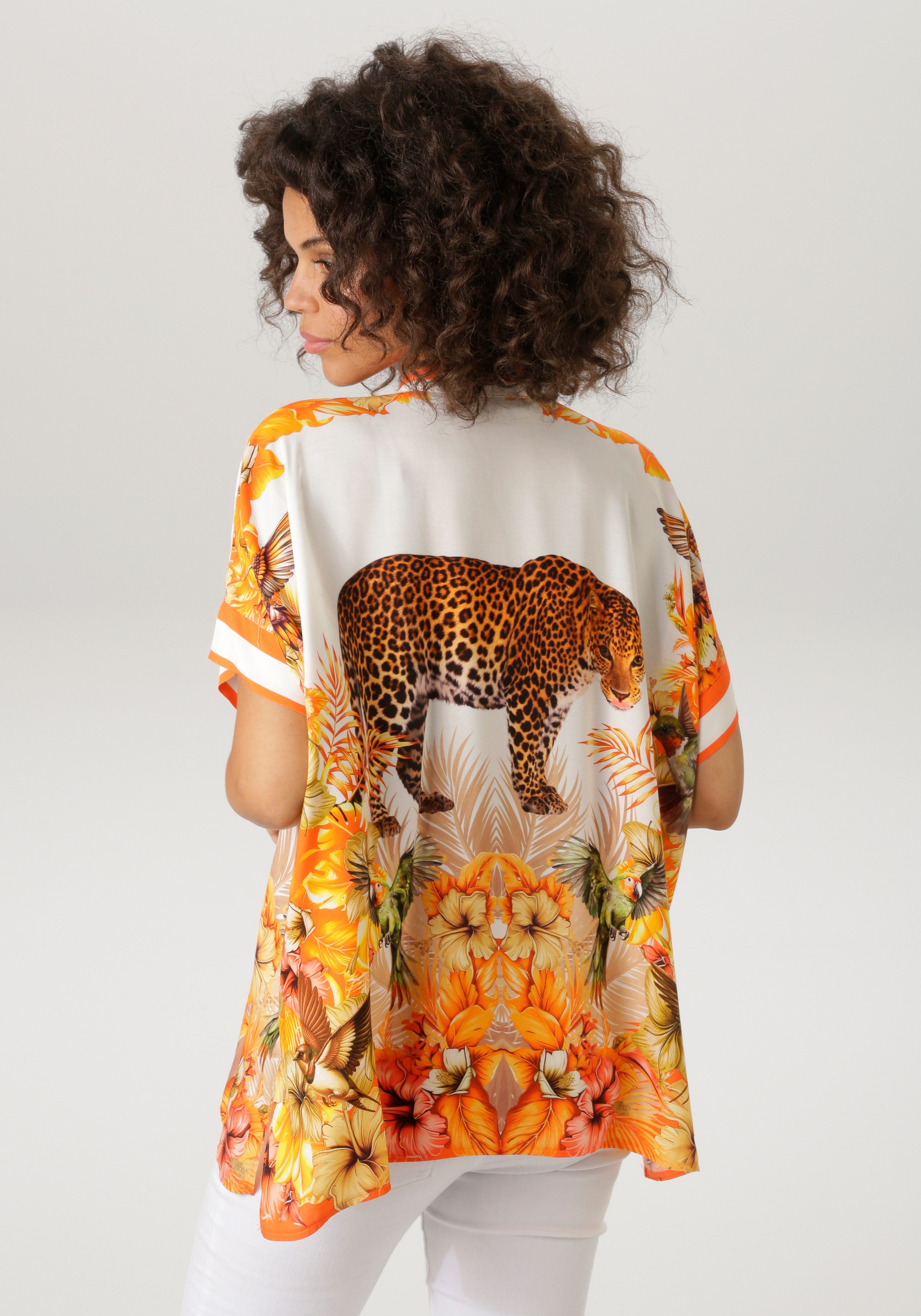 Aniston CASUAL Kurzarmbluse mit Leoparden, tropischen Vögeln, Blüten + Blät günstig online kaufen