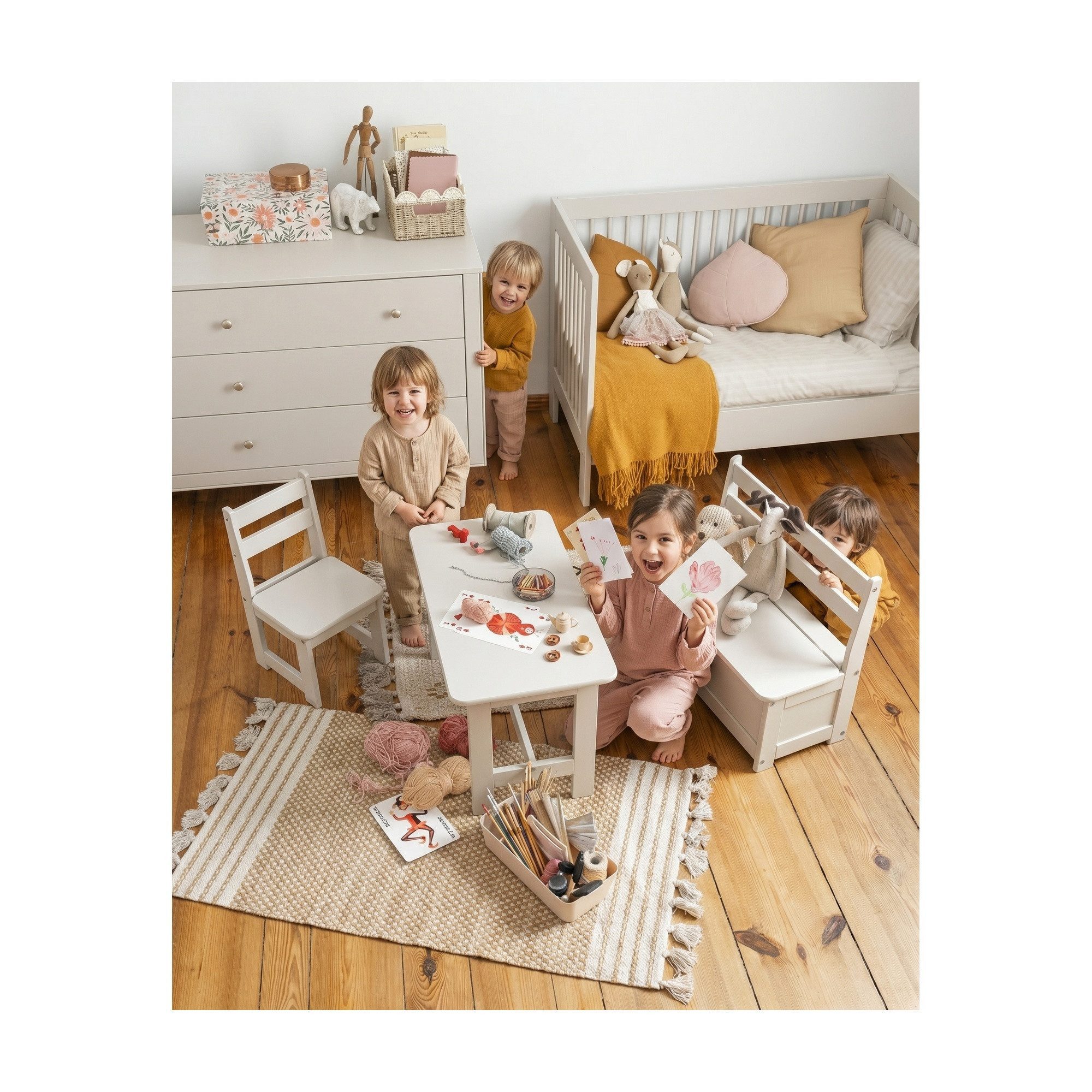 Raumhirsch Furniture Kinderstuhl Universeller Kinderstuhl aus Massivholz in Weiß (Maße: 29 x 31 x 57 cm (Einfache Montage, massives Kiefernholz), Ideal zum Spielen, Malen, Basteln und Lesen, Sitzhöhe 29 cm