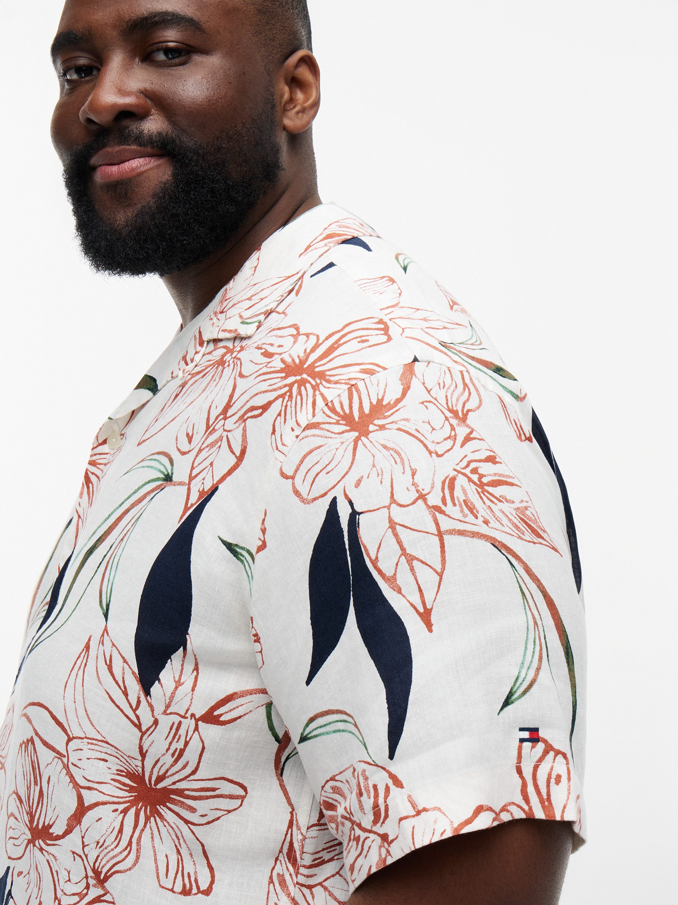 Tommy Hilfiger Big & Tall Kurzarmhemd BT-LINEN RESORT PRINT REGULAR FIT mit Tropen-Print, Große Größen