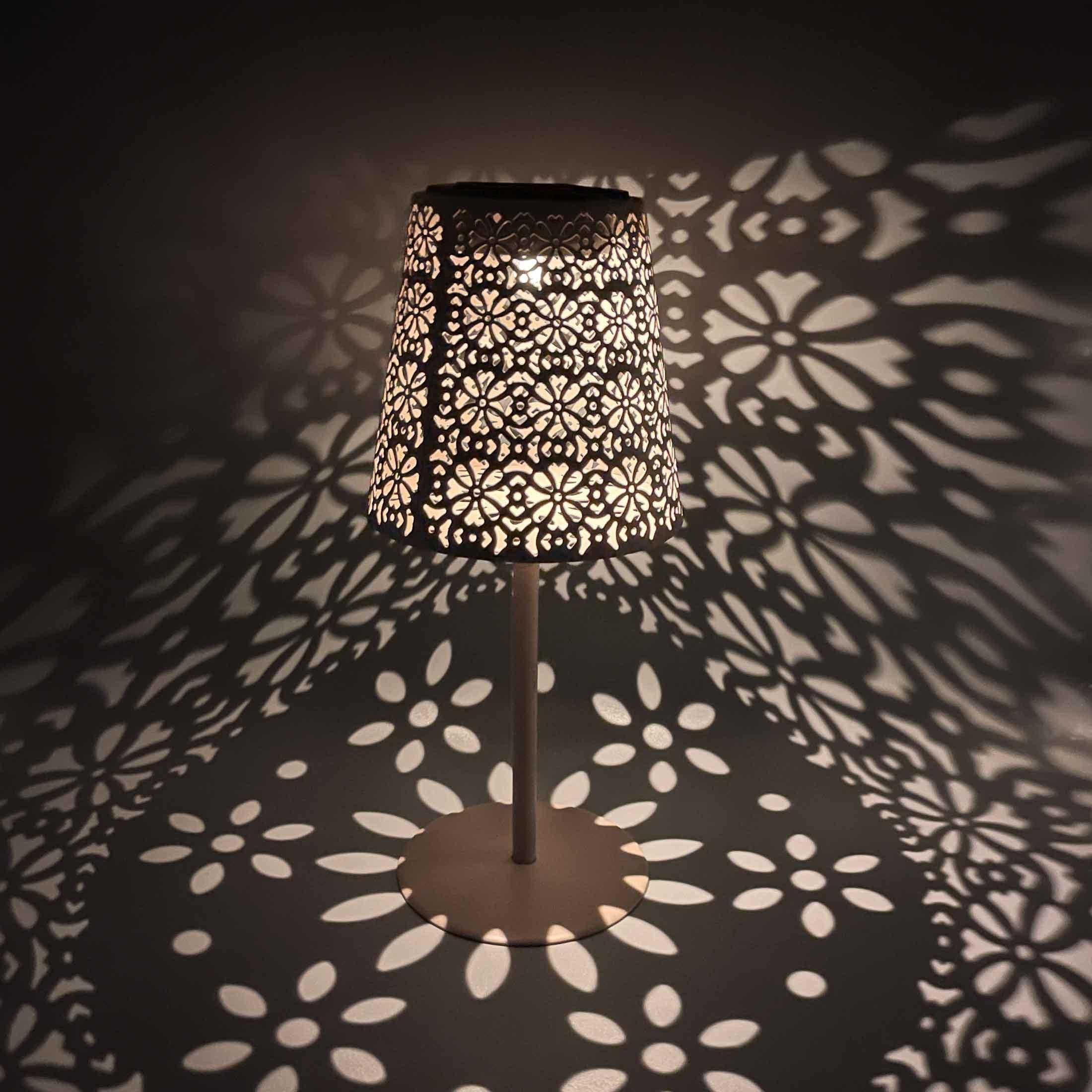 Coen Bakker LED Solarleuchte, Lichtsensor, LED, warmweiß, Tischleuchte Meta günstig online kaufen