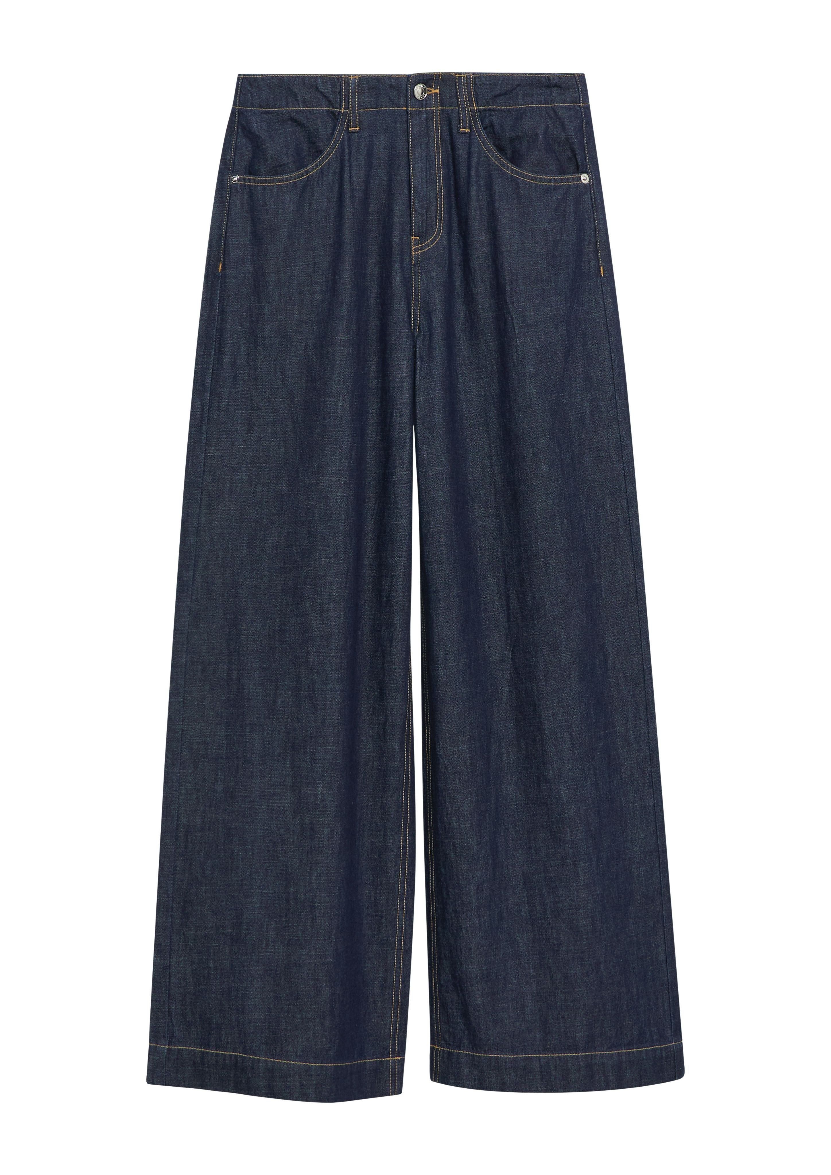 comma Chinos