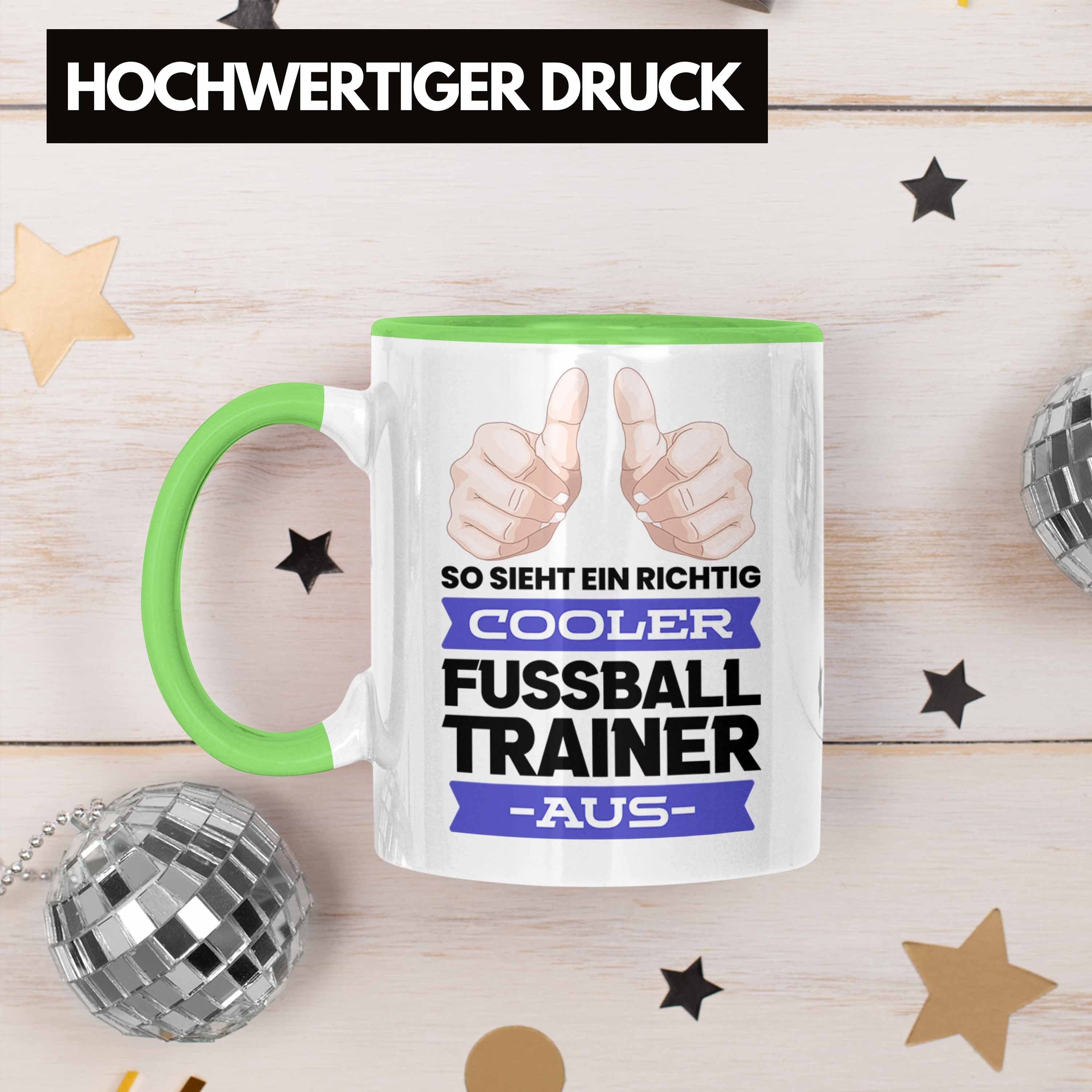 Trendation Tasse Trendation - Bester Fussballtrainer Geburtstag Fußball Spruch Weihnachten Tasse Geschenk Grün Coach Danke Geschenkidee