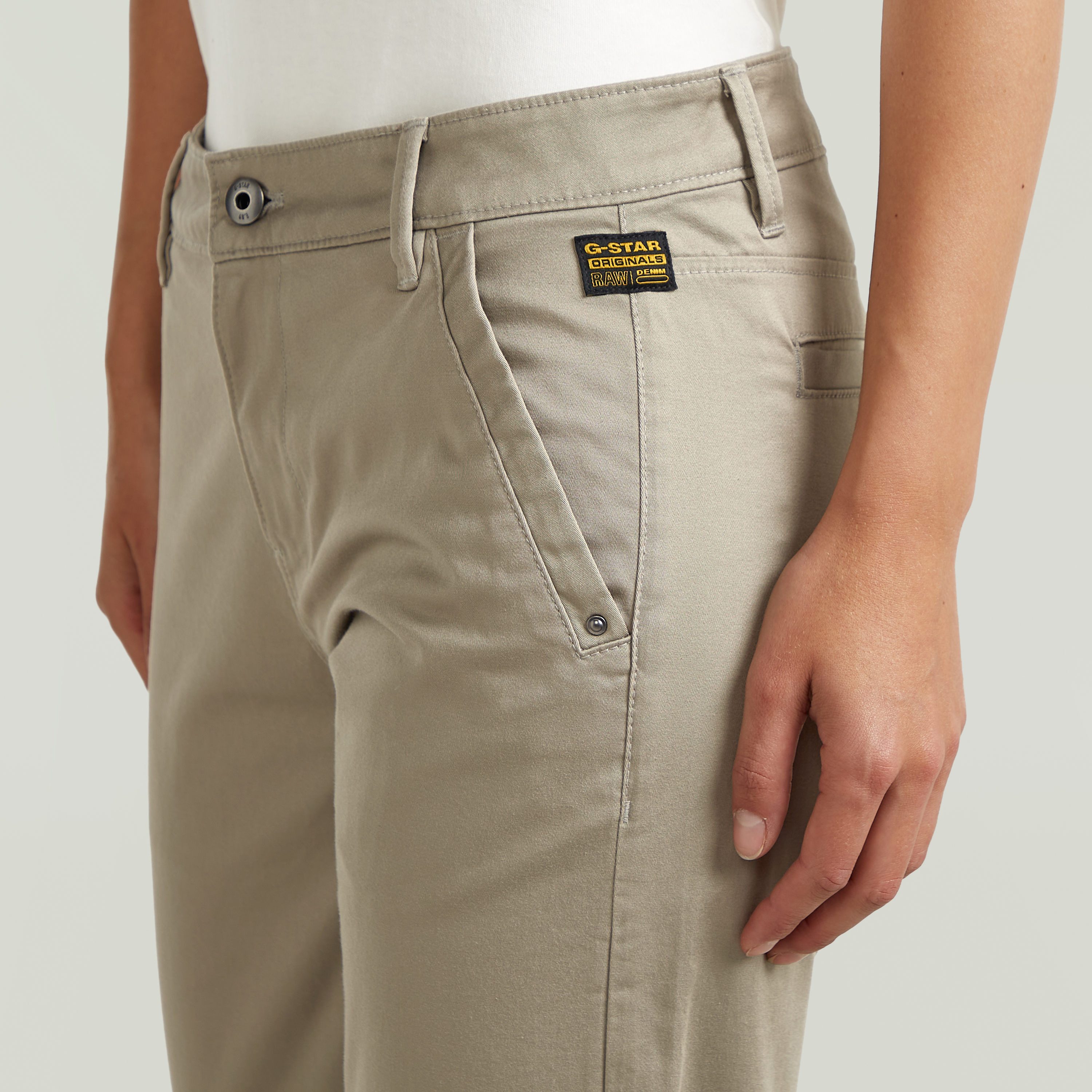G-STAR Chinohose Kate Chino Boyfriend mit Relaxed Fit an Hüfte und Oberschenkeln