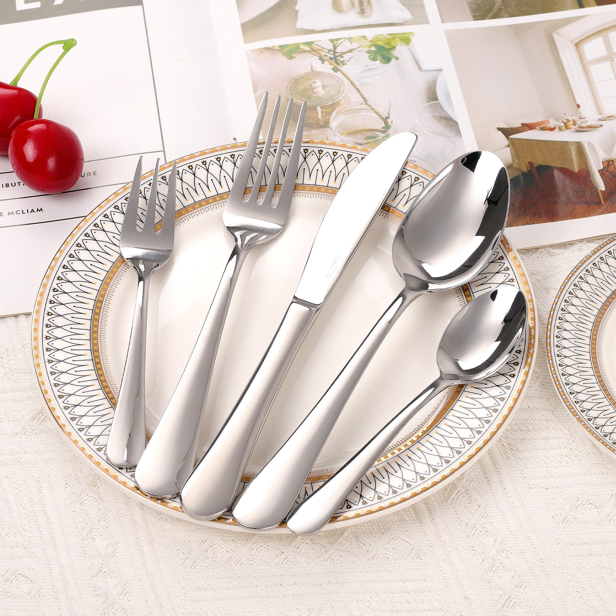 CALIYO Besteck-Set Spülmaschinenfest 30-teilig für 6 Personen aus Edelstahl (30-tlg), 6 Personen, Edelstahl, Poliertes Essbesteck Monobloc-Messer inklusive Messer Gabel Löffel