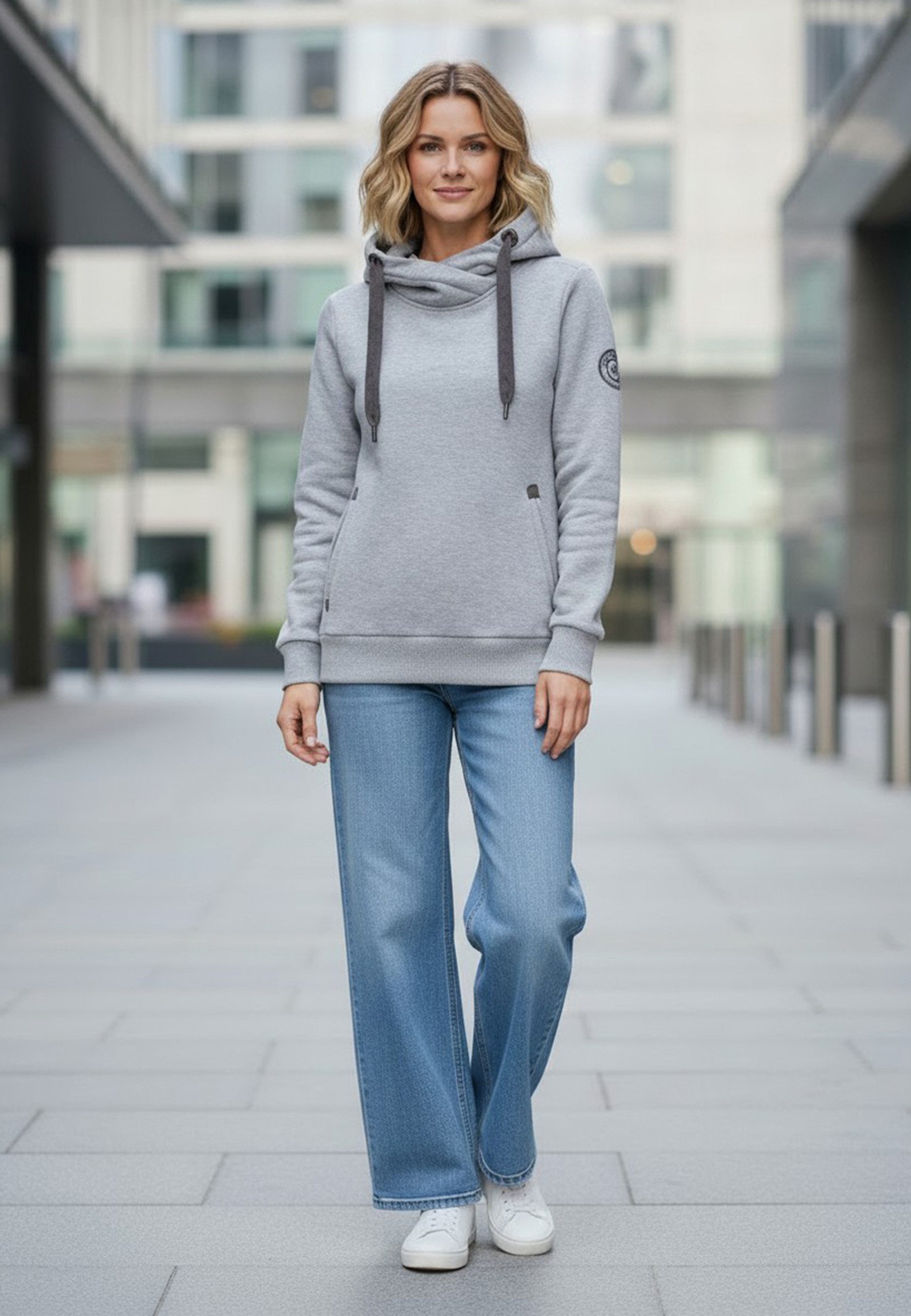 salzhaut Hoodie SÜNN Damen Tailliert salzhaut Kapuzenpullover – bequemer Fit und nordisch klares Design