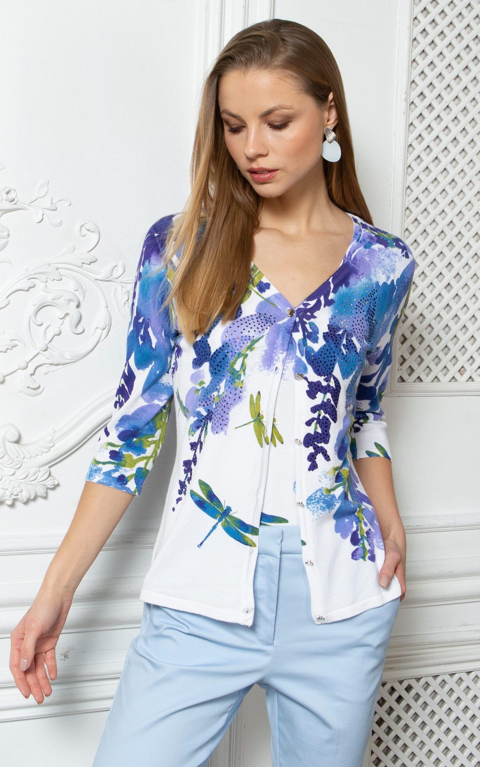 Passioni Cardigan Twinset mit Aquarell-Blumendruck und Strass-Detail günstig online kaufen