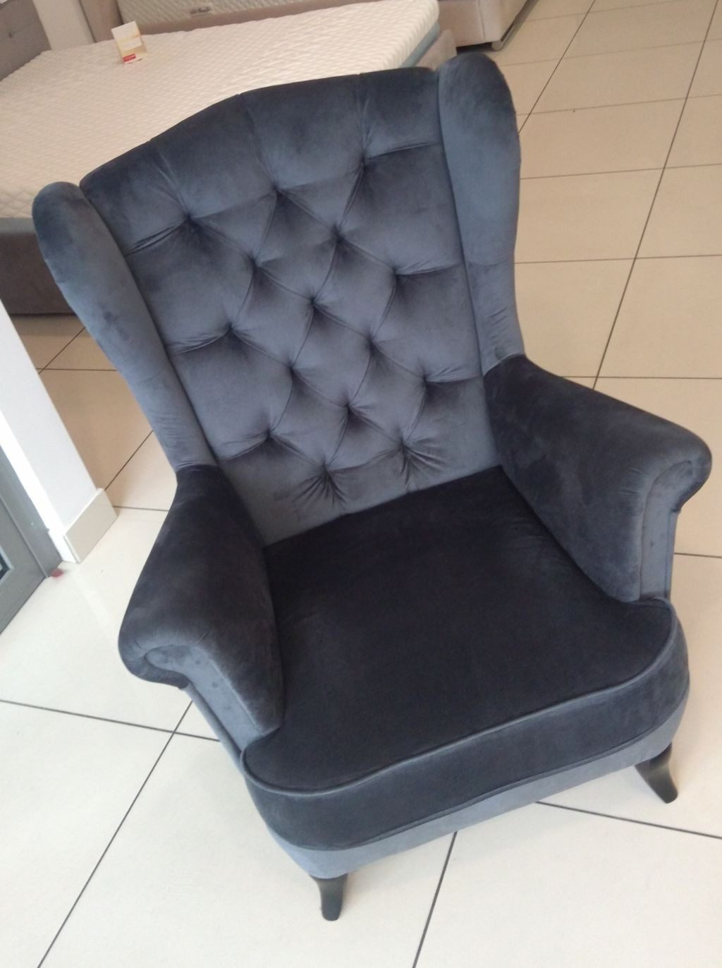 Xlmoebel Ohrensessel Chesterfield Lehnstuhl 1-Sitzer Thron Stuhl Polster Sitz (1-St), Made in Europa