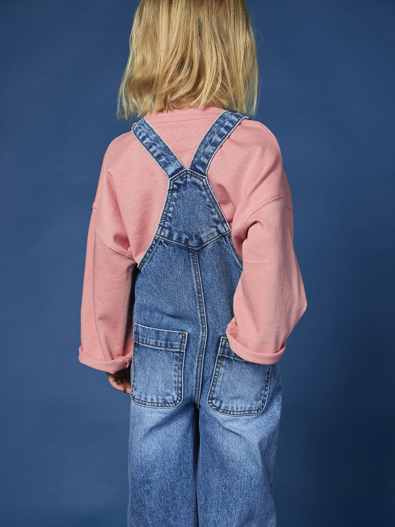 vertbaudet Jumpsuit Mädchen Jeans-Latzhose mit weitem Bein