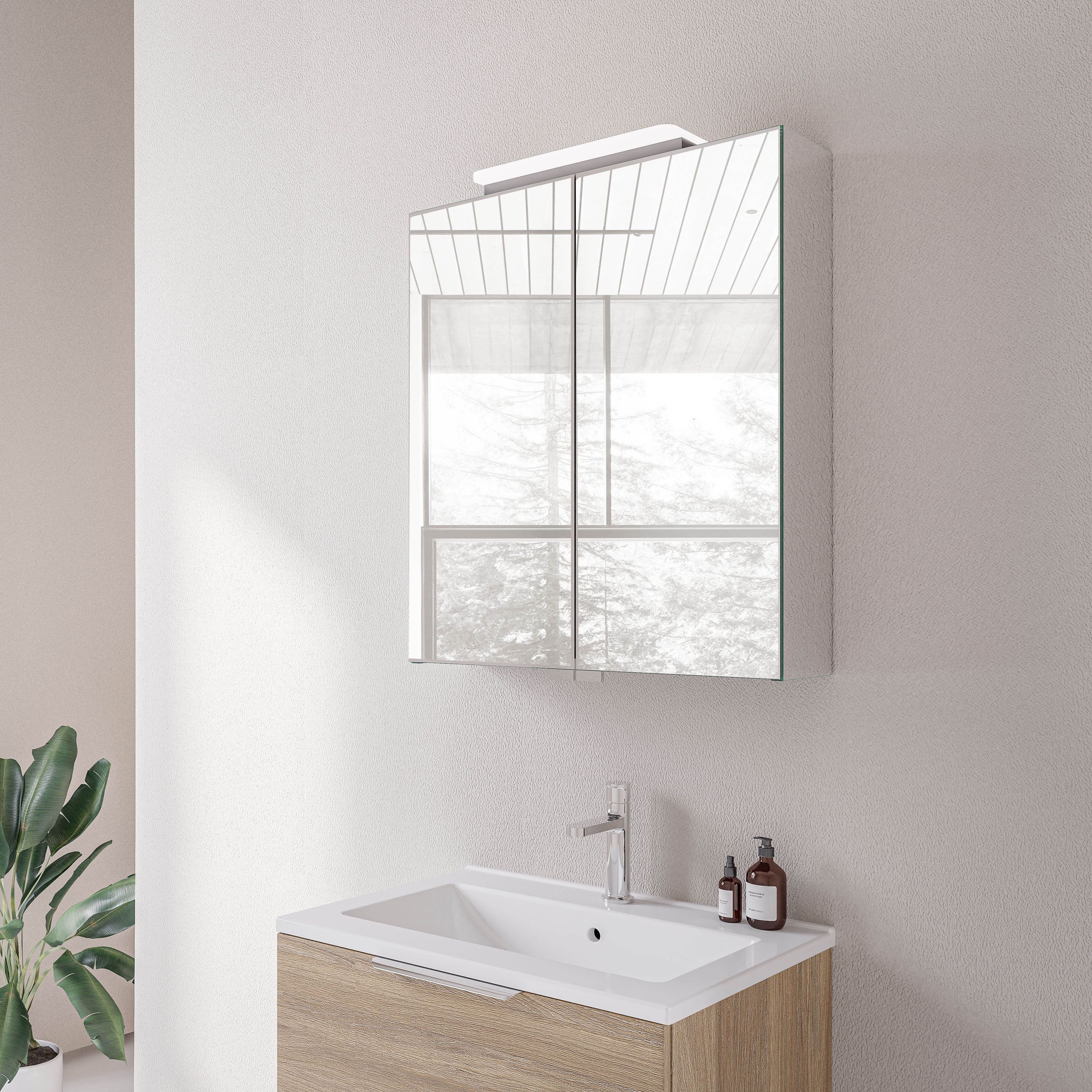 Bernstein Spiegelschrank NEO (Badmöbel / Badezimmerspiegelschrank / Spiegel / Badschrank / Badspiegel, B: 60cm & 80cm - Soft-Close, doppelt verspiegelte Tür und Steckdose) mit LED-Beleuchtung & Steckdose / Breite wählbar / 2 Türen