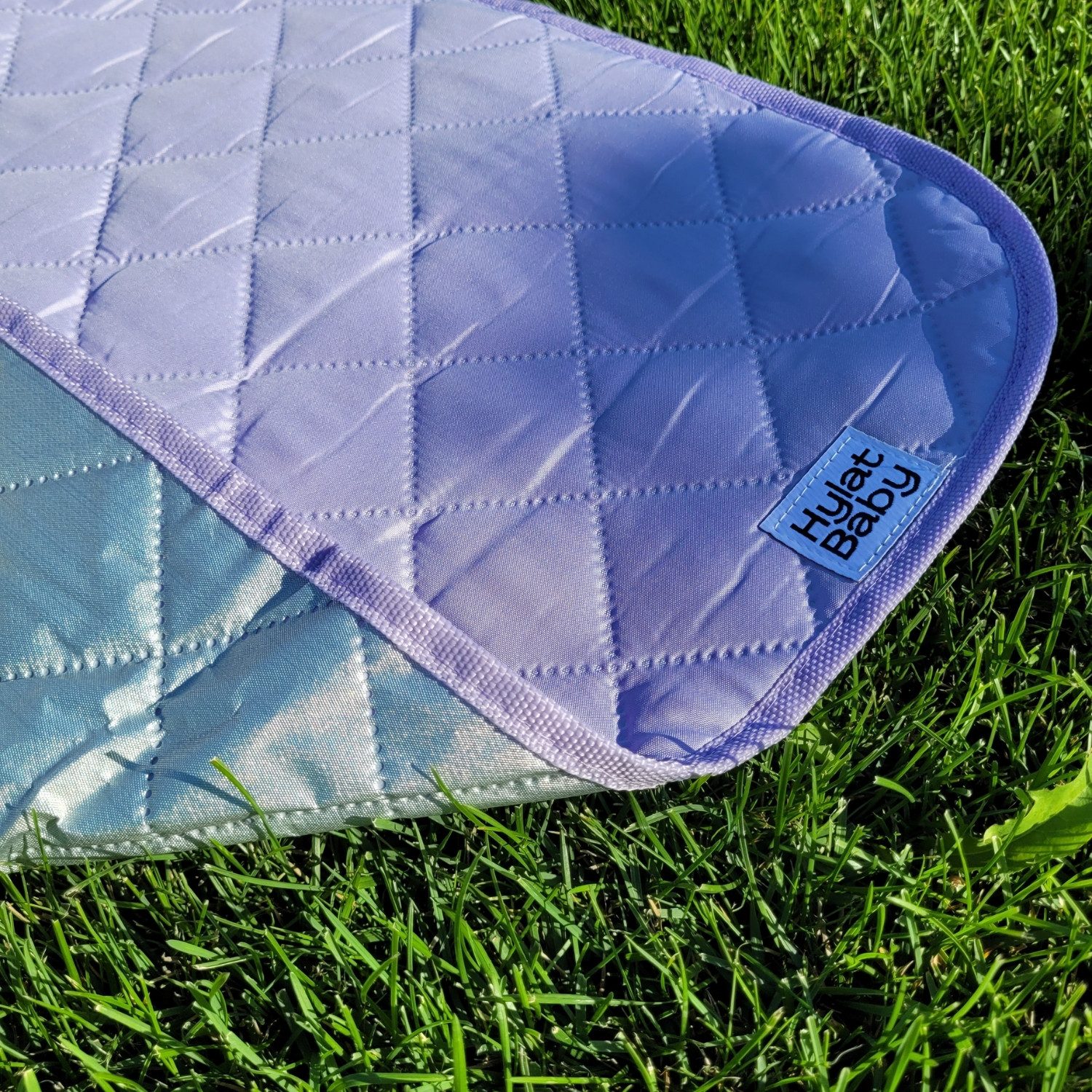 Babydecke Hylat Baby Picknickdecke - gesteppte Stranddecke - wasserabweisend, Hylat Baby, Picknickdecke - gesteppte Stranddecke- wasserabweisend - Violett