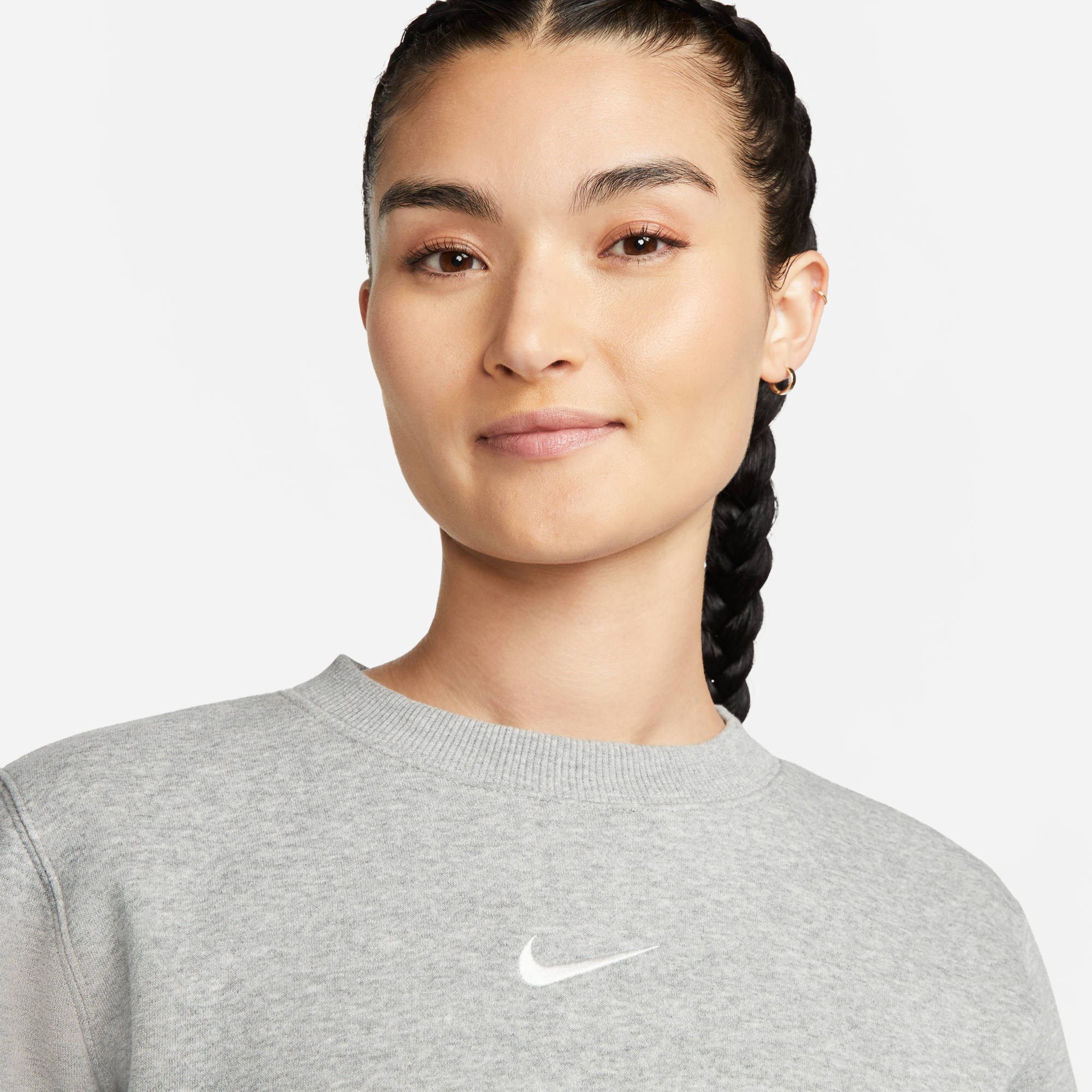 Nike Sportswear T-Shirt W NSW PHNX FLC STD CREW aus Baumwolle und Polyester, erhältlich in den Größen XS bis XXL