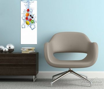 Wallario Glasbild, Obst-Eiswürfel-Mix im Wasser mit weißem Hintergrund, in verschiedenen Ausführungen