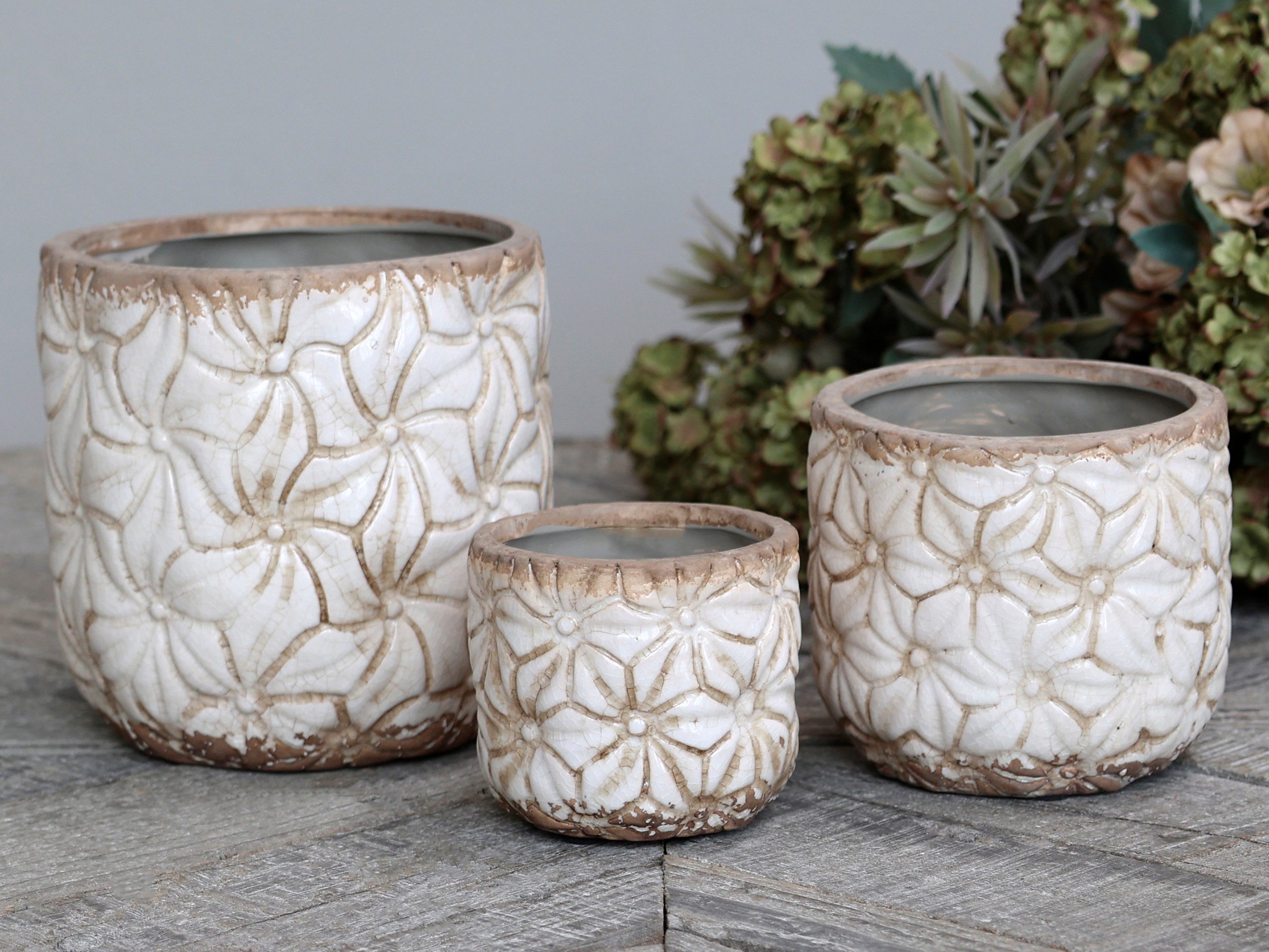 Chic Antique Blumentopf Colmar Keramik Übertöpfe Vasen und Krüge Creme 3D floral Landhaus, Reliefmuster, Keramik außen glasiert