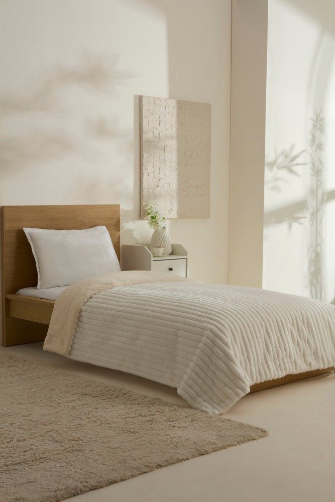 Karaca Tagesdecke Karaca Stripe Sherpa Weiße Decke Tagesdecke Bettdecke 150 günstig online kaufen