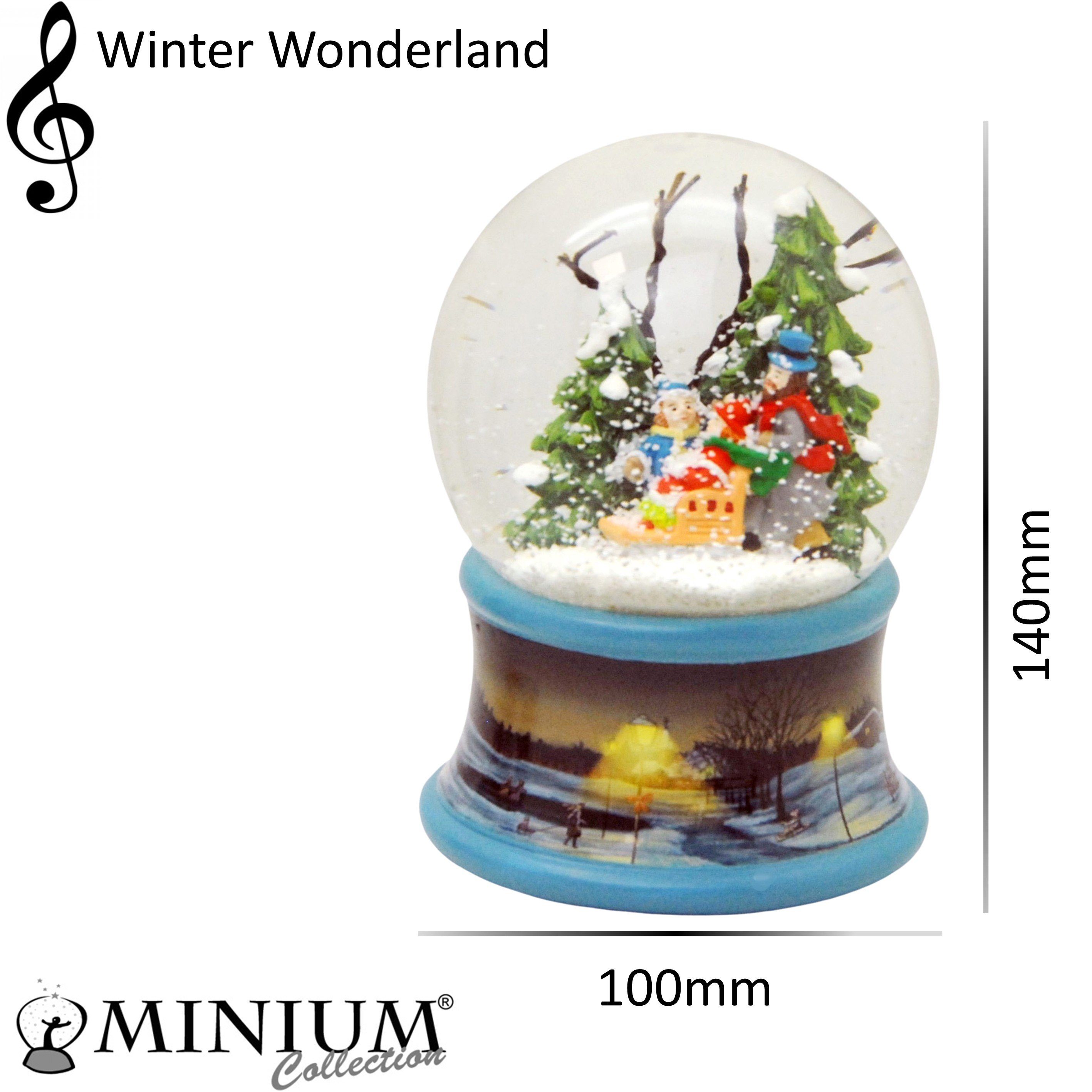 Schneekugel Sockel Winterwald Spieluhr 10cm MINIUM-Collection landschaft Familie mit blau Schlitten