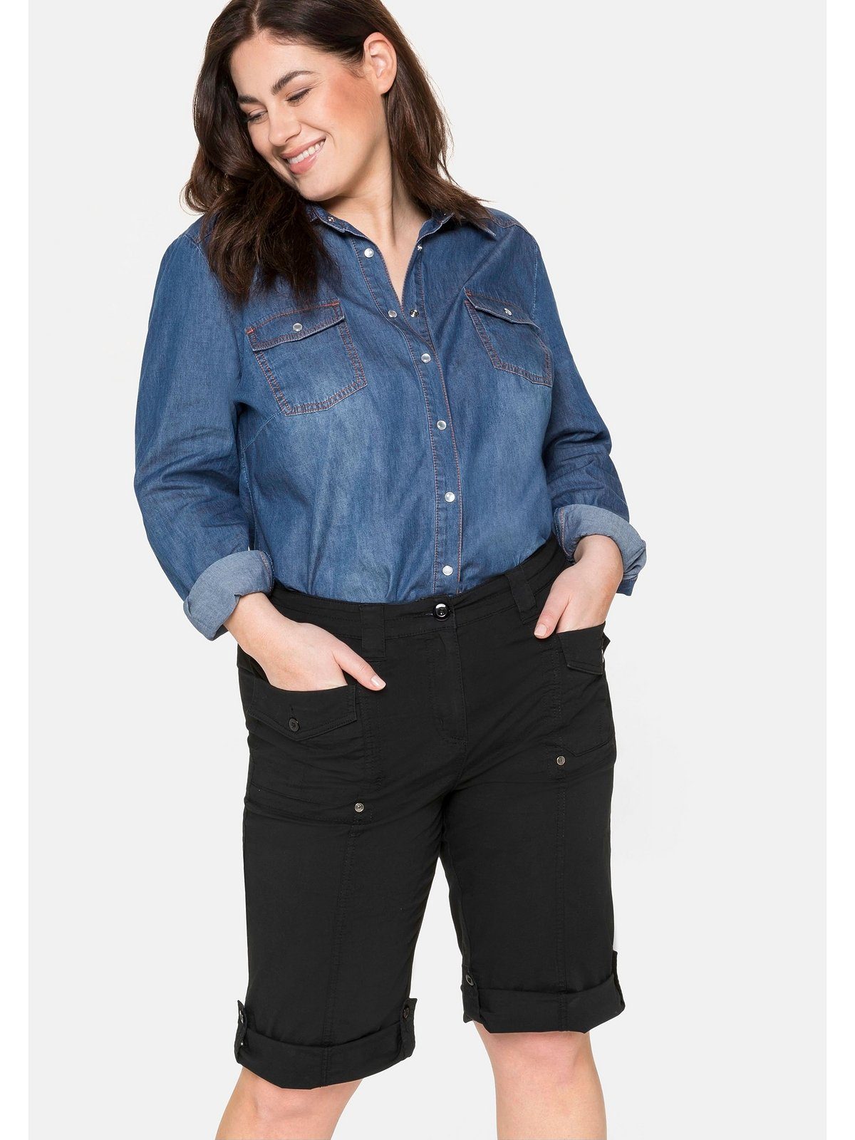 Sheego Bermudas Große Größen mit aufgesetzten Taschen und Patten