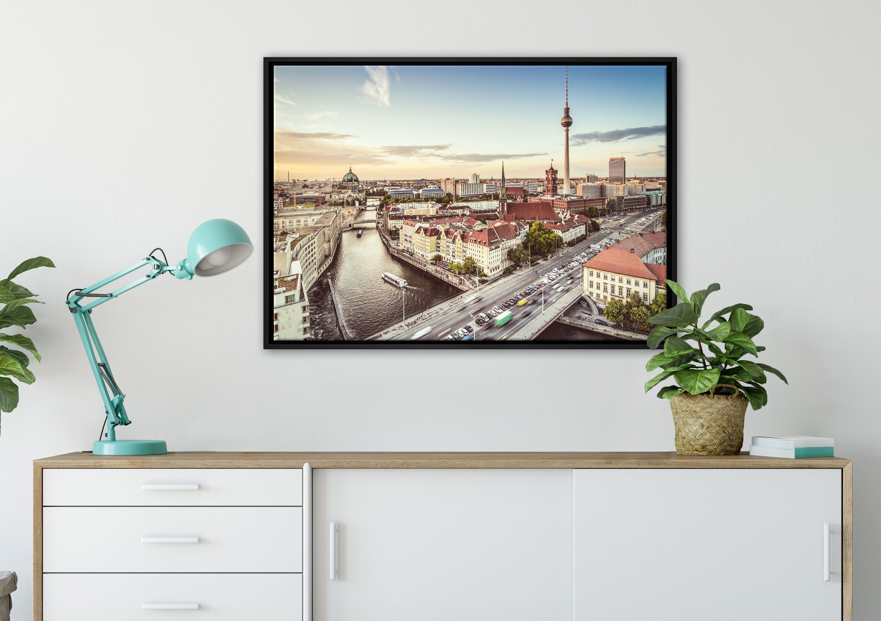 Pixxprint Leinwandbild Skyline von Berlin, Schattenfugen-Bilderrahmen inkl. Wanddekoration Zackenaufhänger bespannt, St), (1 einem fertig gefasst, in Leinwandbild